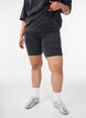 Eng anliegende Shorts aus Jersey in Washed-Optik, Schwarz, Model image number 3