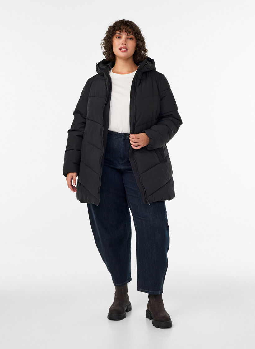 Mittellange Steppjacke mit Kapuze, Schwarz, Model image number 1