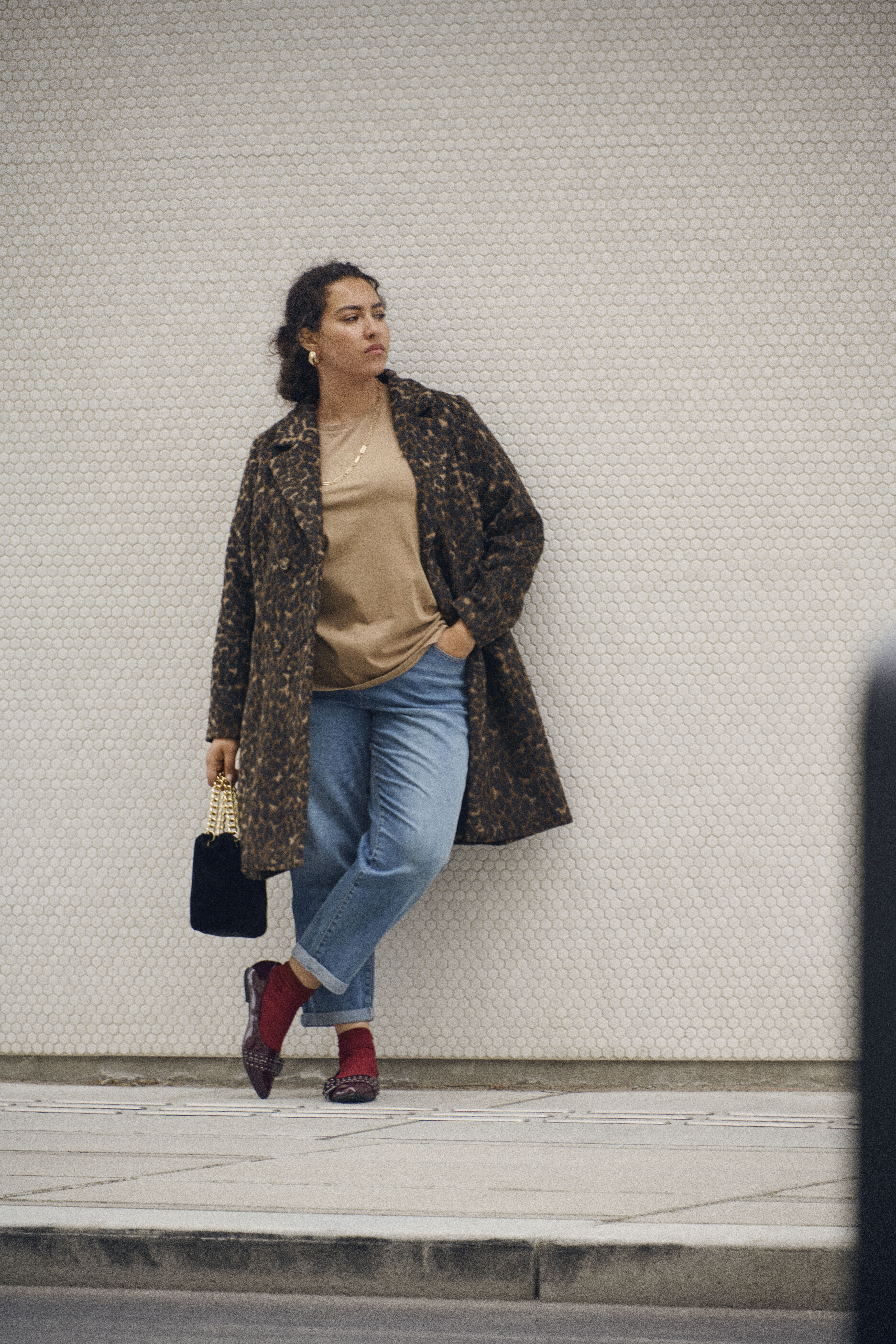 Manteau l&eacute;opard, , Model