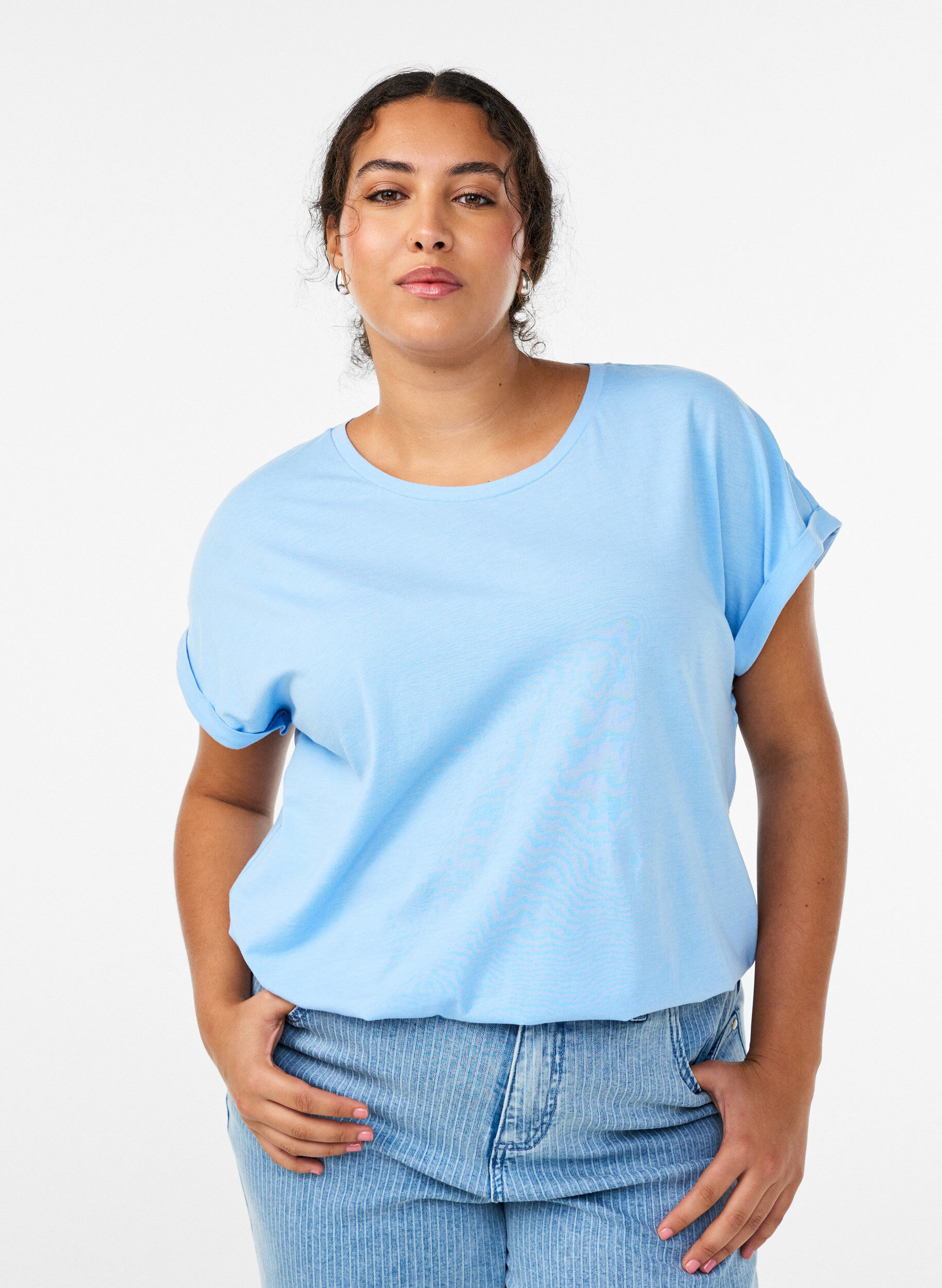 Zizzi T-shirt &agrave; manches courtes en m&eacute;lange de coton, Bleu, Model image number 0