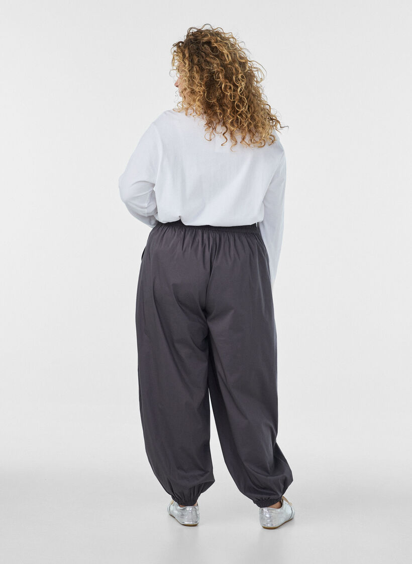 Pantalon ballon avec poches et ceinture &eacute;lastique, Gris anthracite, Model image number 1