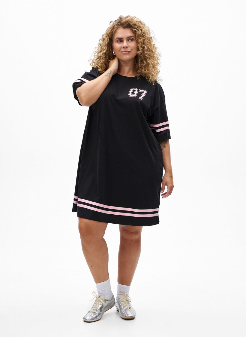 Robe T-shirt courte avec détails sport, Noir, Model image number 1