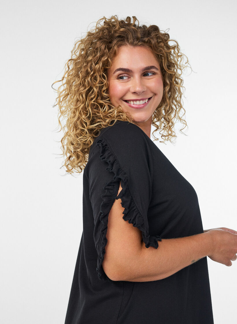 Nachthemd aus Bio-Baumwolle mit R&uuml;schen&auml;rmeln, Schwarz, Model image number 3