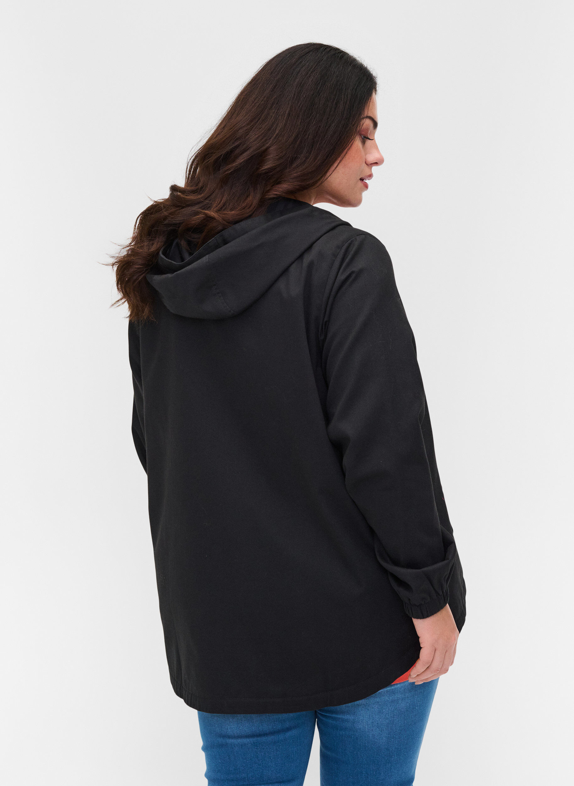 Zizzi Kurze Parkajacke mit Kapuze und Kordelzug, Black, Model image number 1