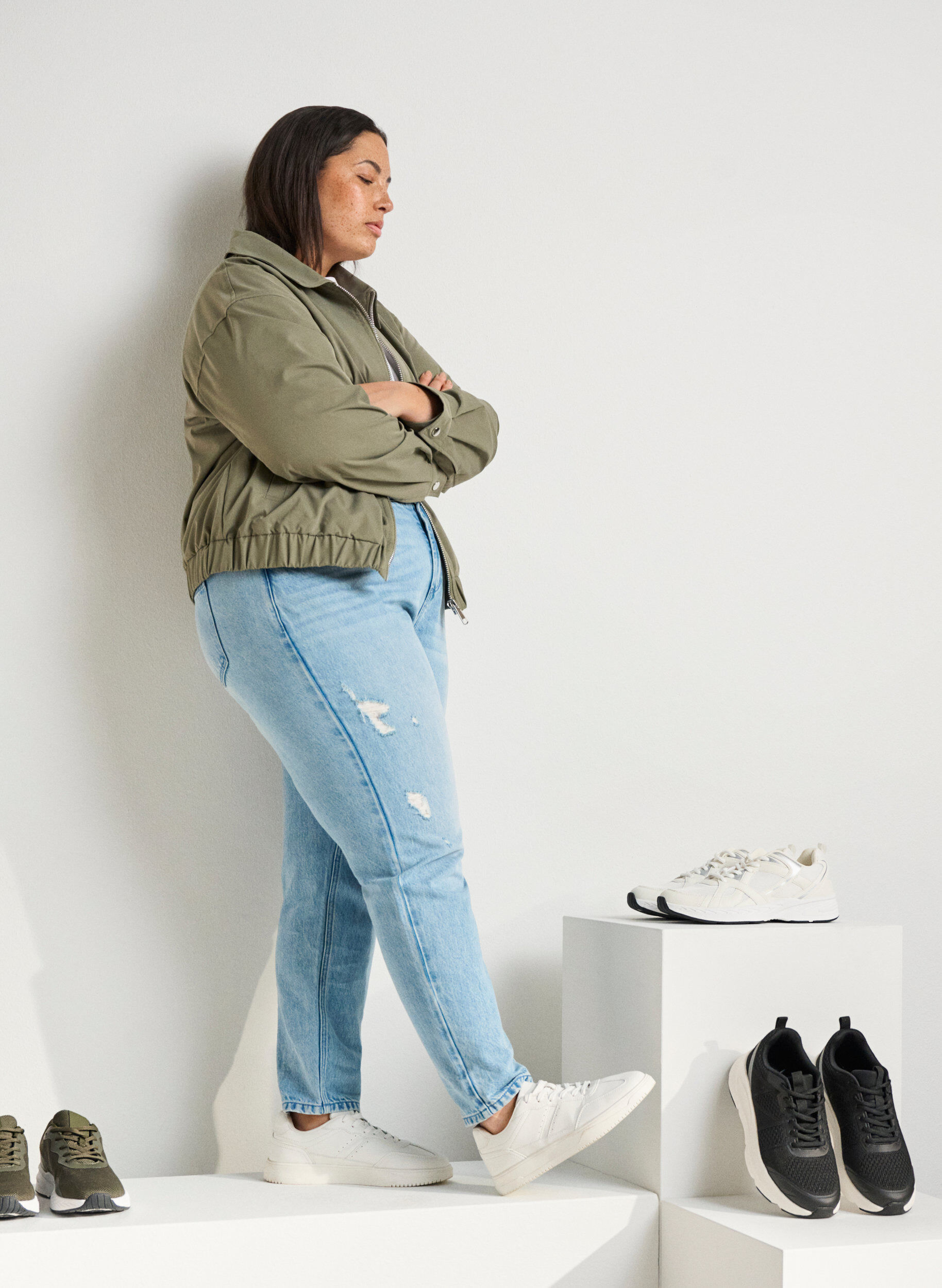 Zizzi Extra-Weite - Sneaker aus Kunstleder mit Ziern&auml;hten, Wei&szlig;, Image image number 0