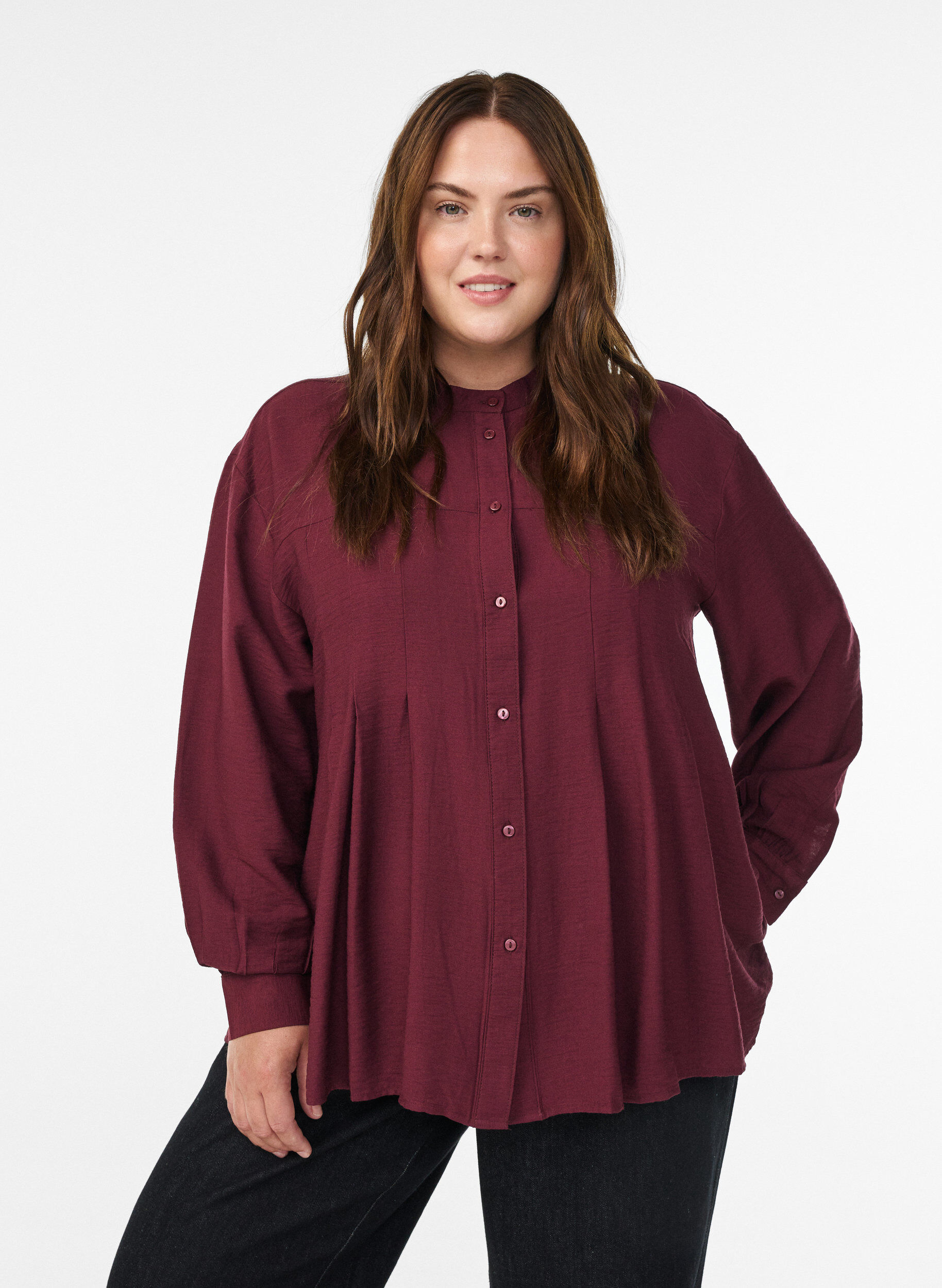 Bluse aus Viskose mit A-Linie, Rot, Model