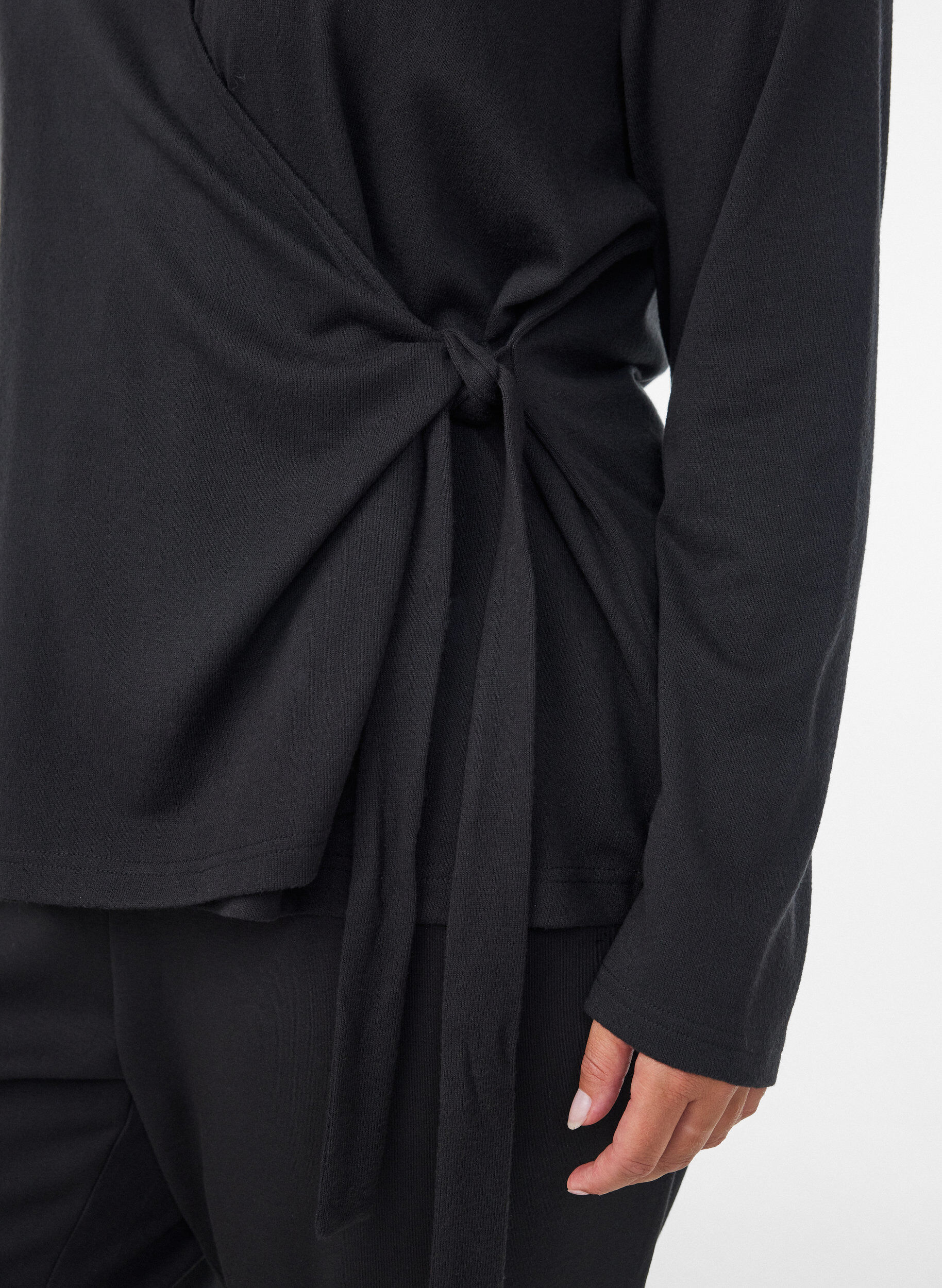 ZizziWickelbluse aus Jersey mit Bindeband, Schwarz, Model image number 3