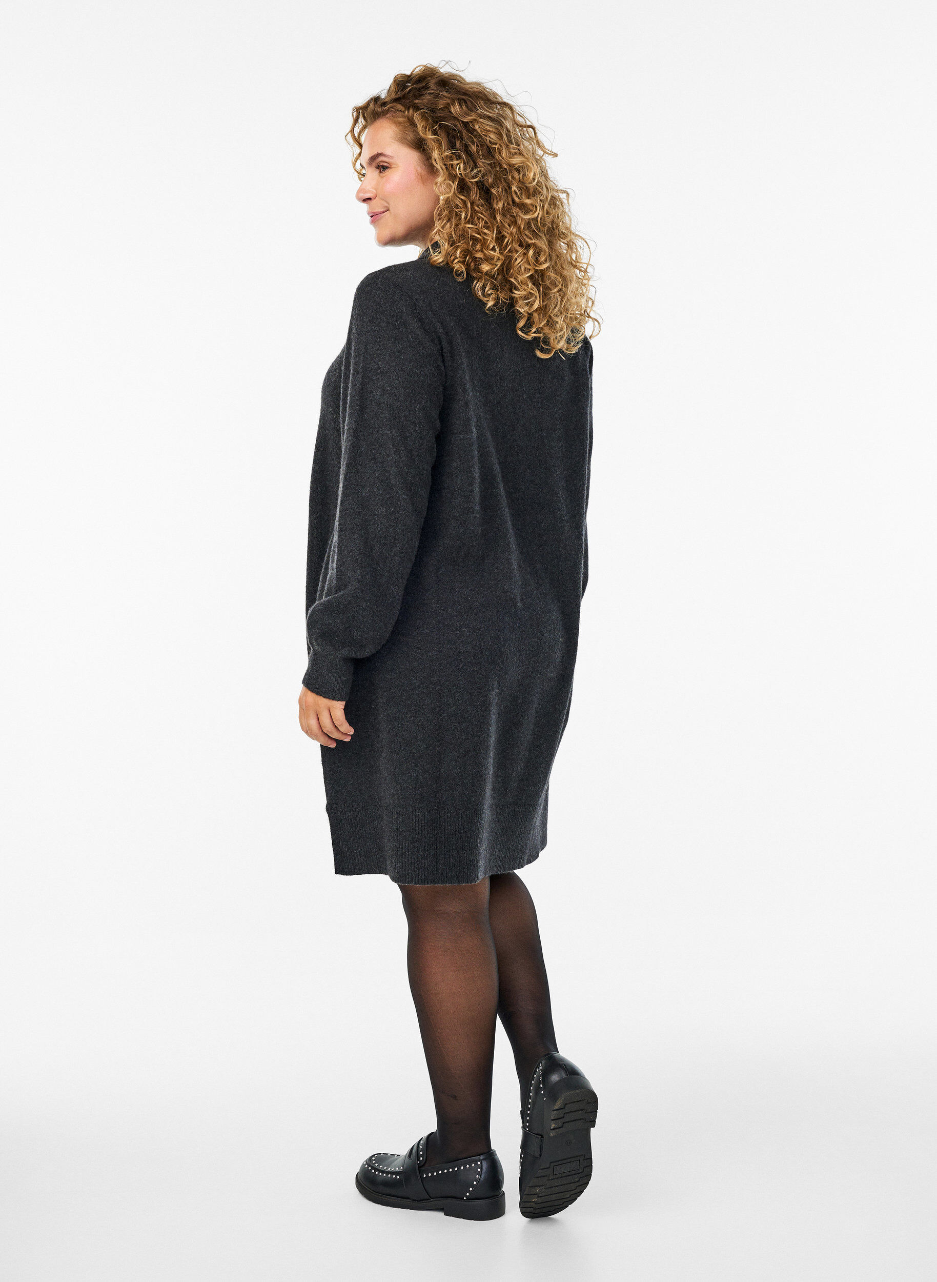 Zizzi Robe courte en maille &agrave; col polo et boutons, Gris anthracite, Model image number 1