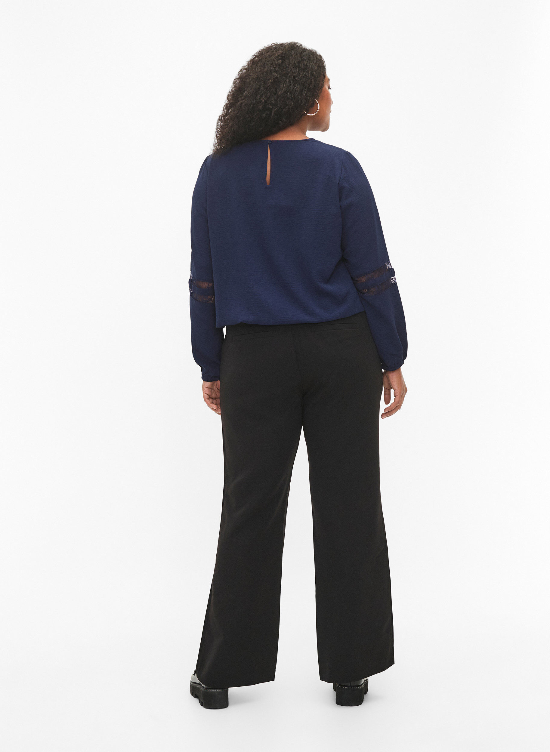 Zizzi Bootcut-Hose, Schwarz, Model image number 1