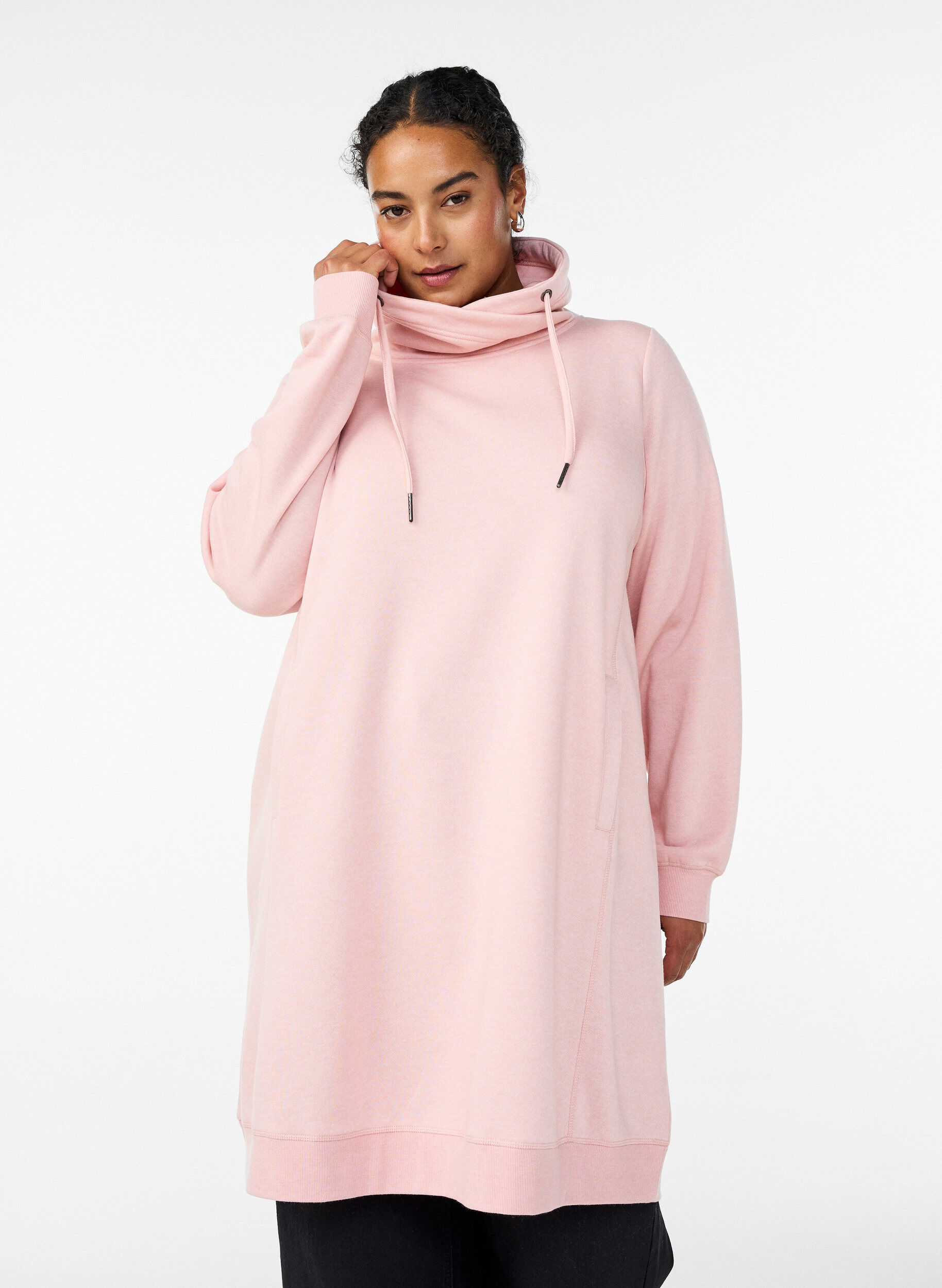 Zizzi Kurzes Sweatshirtkleid mit Stehkragen und Taschen, Rot, Model image number 0