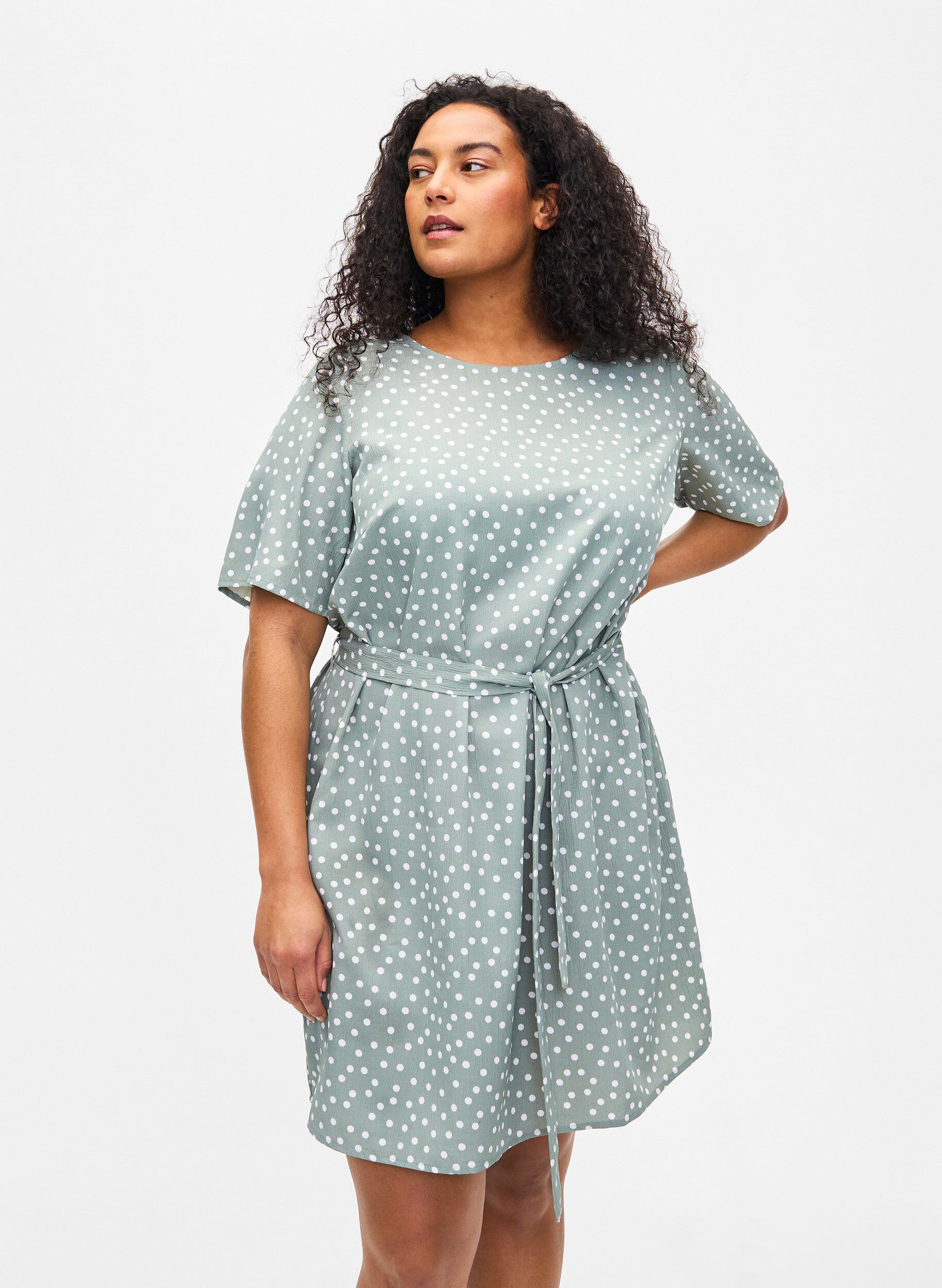 Zizzi FLASH &ndash; Kurz&auml;rmeliges Kleid mit G&uuml;rtel, Iceberg Green Dot, Model image number 0