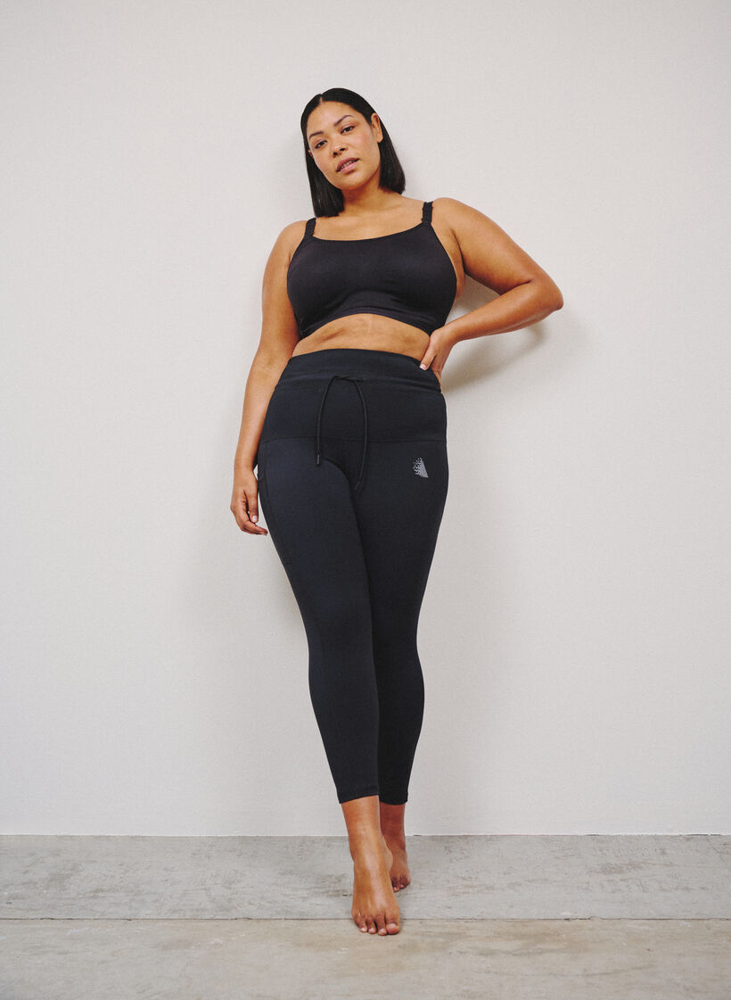 Hoch taillierte 7/8-Trainingstights mit Tasche, Schwarz, Image image number 0