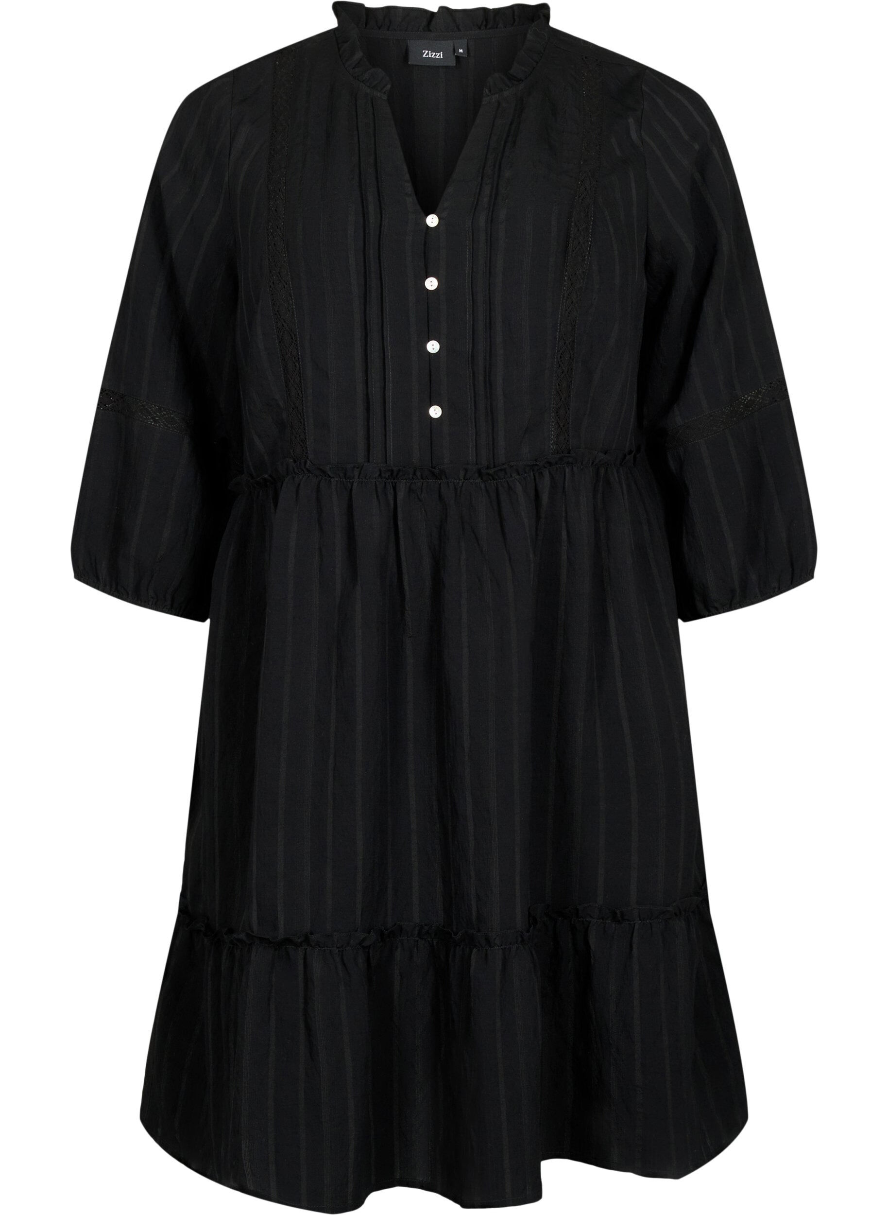 Zizzi Robe en viscose ray&eacute;e avec bordures en dentelle et manches 3/4, Black, Packshot image number 0