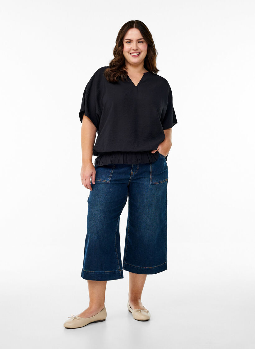 Bluse mit kurzen Ärmeln und einem gerüschten Saum, Schwarz, Model image number 1