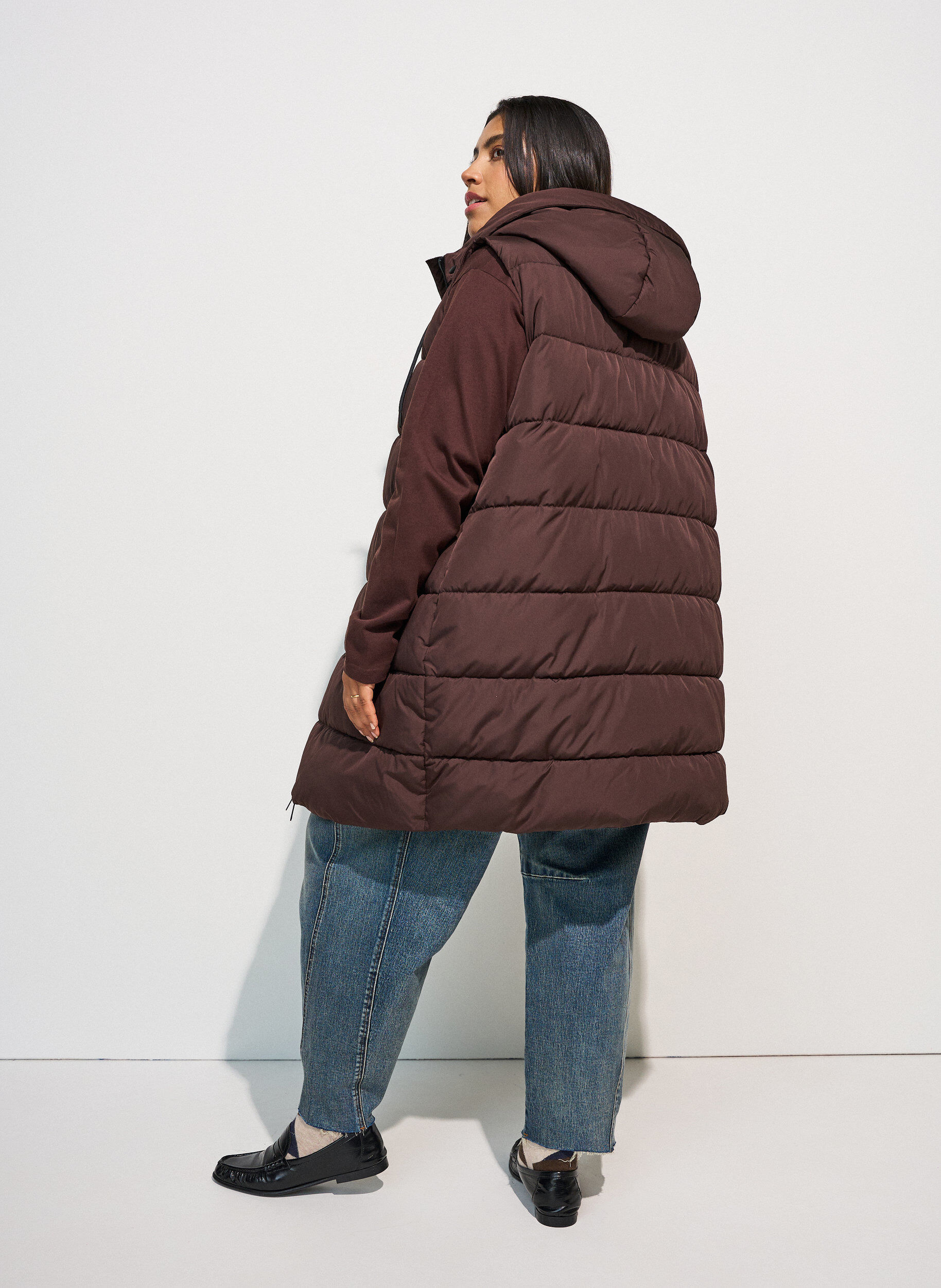ZizziGilet long avec capuche et poches, Marron, Model image number 1