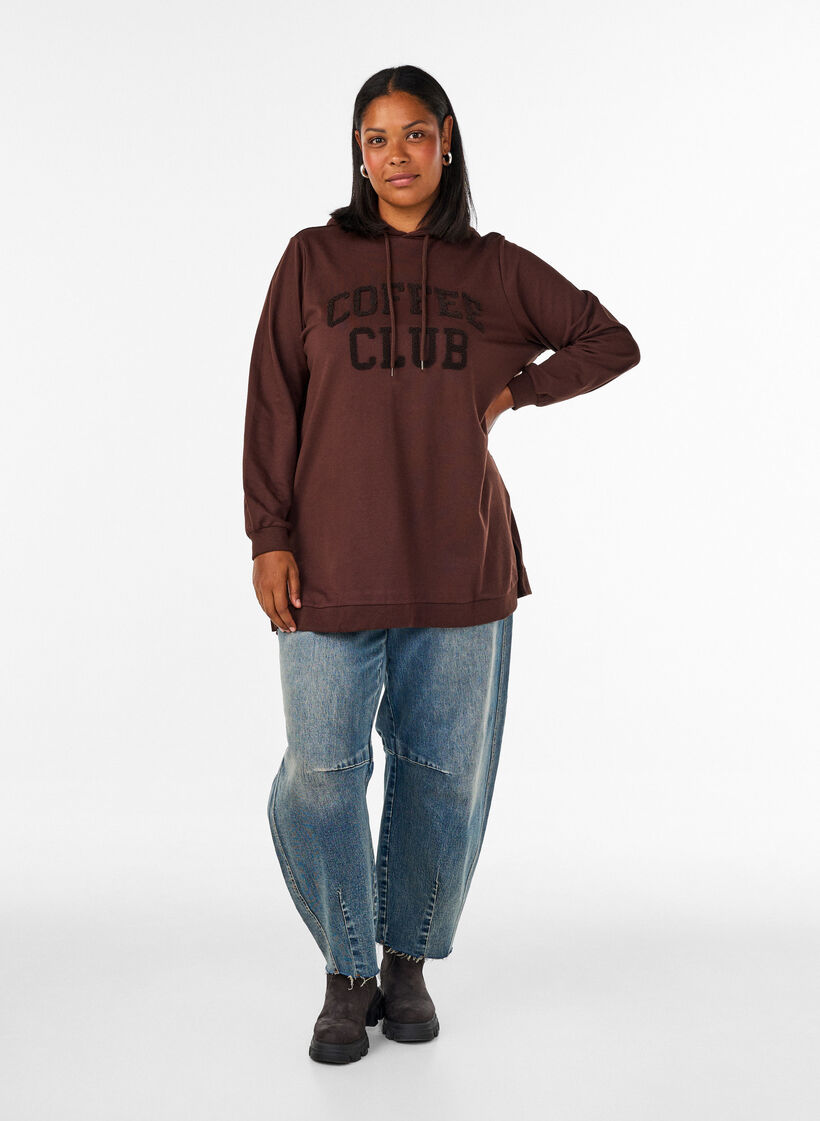 Hoodie mit Textmotiv aus Frottee, Braun, Model image number 1