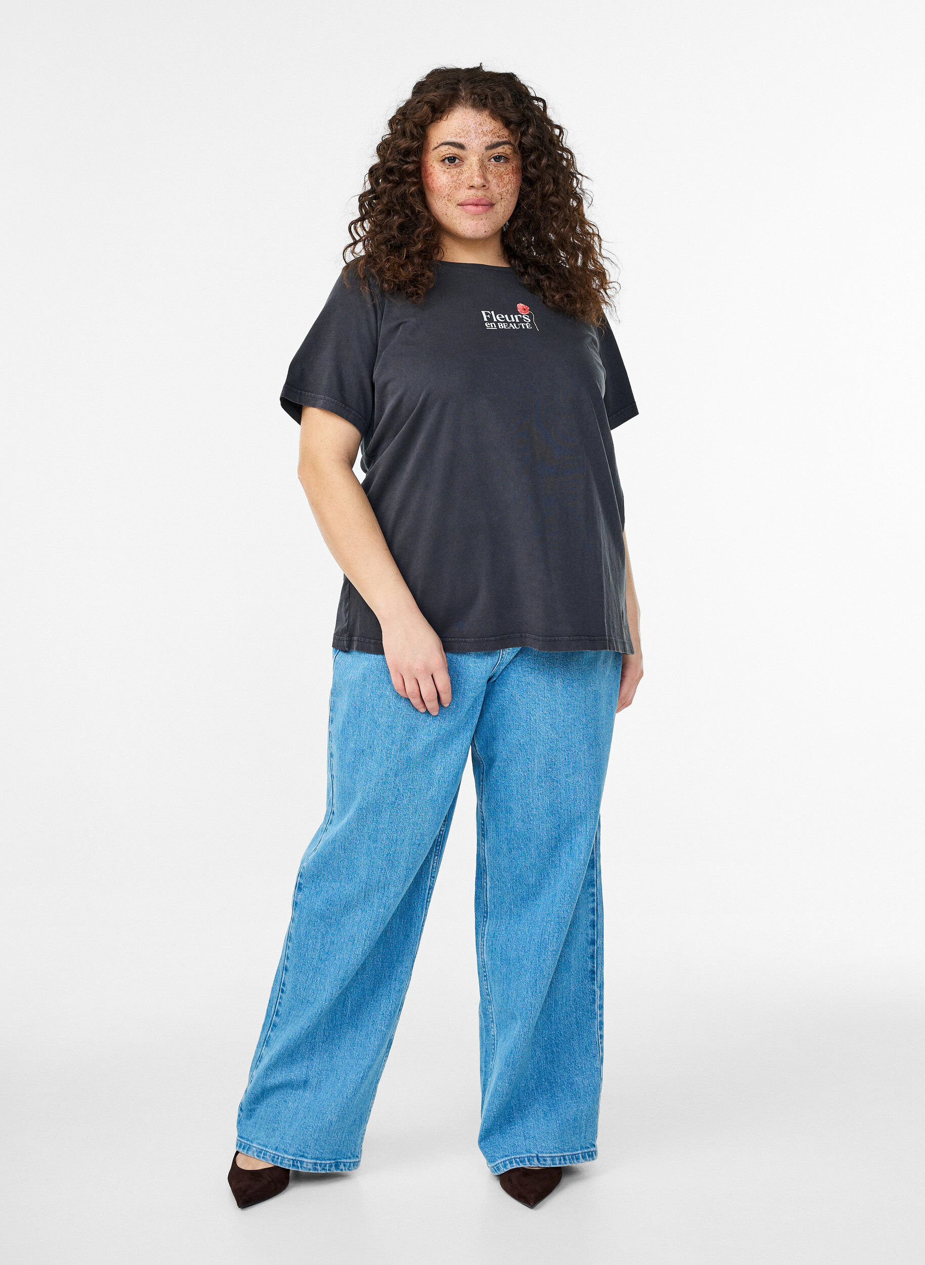 Zizzi T-Shirt aus Baumwolle mit Print auf Vorder- und R&uuml;ckseite, 9991, Model image number 1