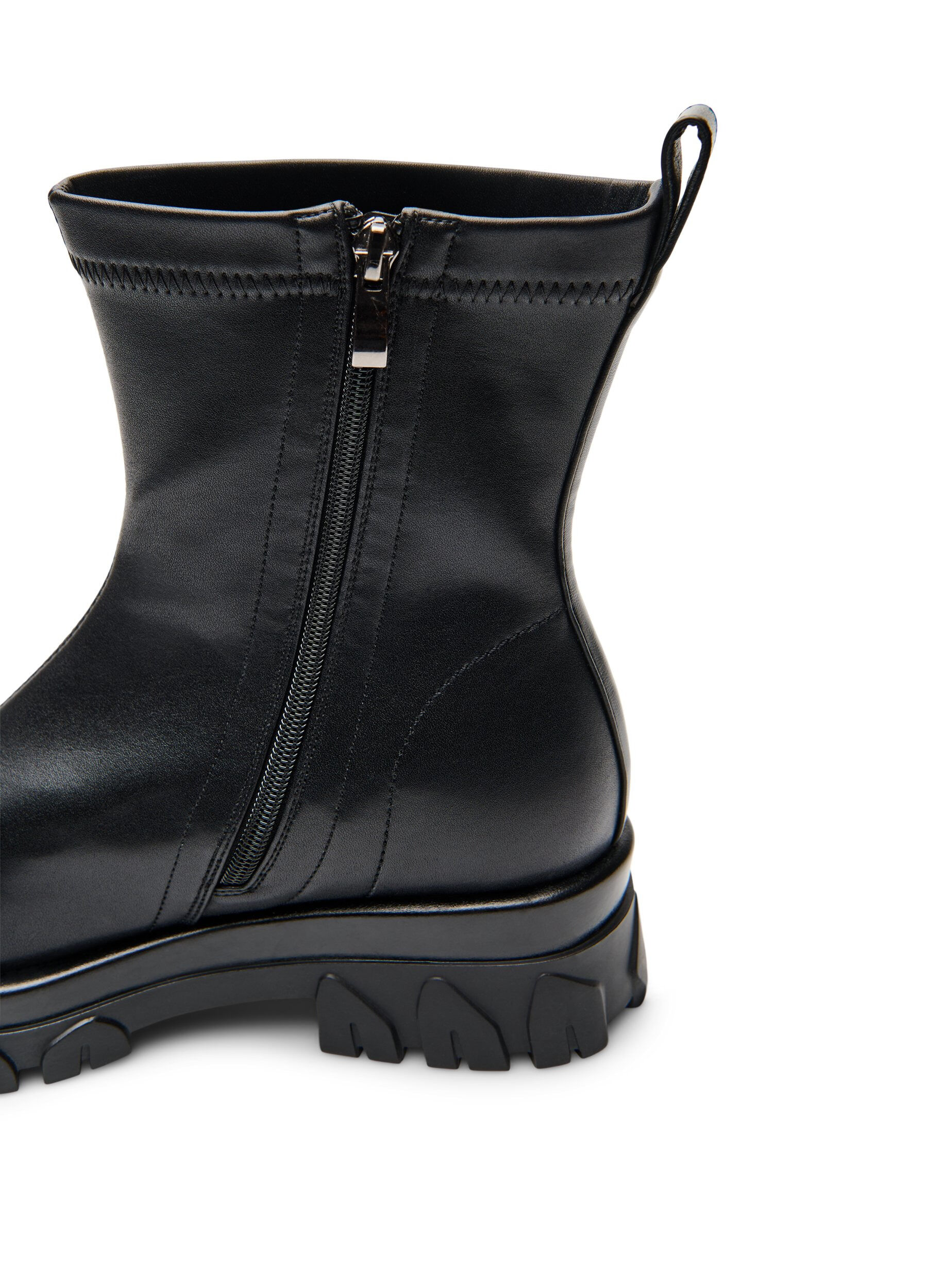 Zizzi Extra-Weite - Kn&ouml;chenstiefel mit Lackdetails, Schwarz, Packshot image number 4