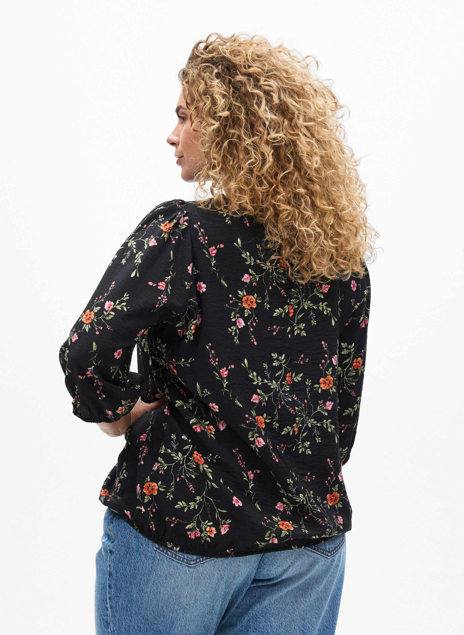 Zizzi Bluse aus Spitze mit 3/4-&Auml;rmeln, Schwarz, Model image number 2