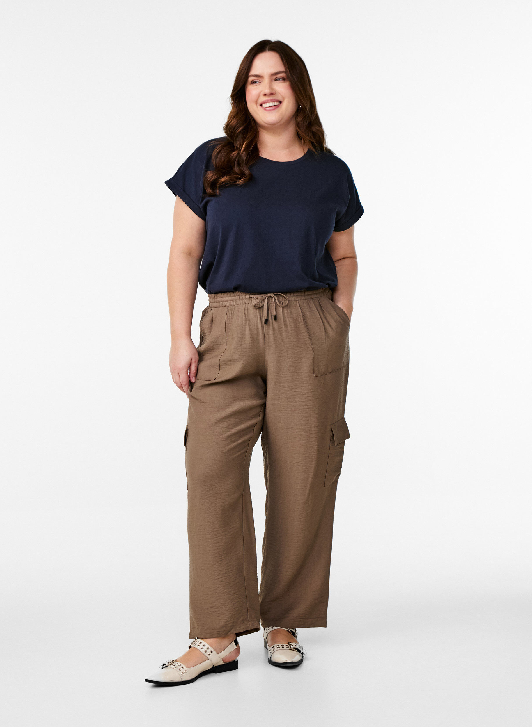 Zizzi T-shirt &agrave; manches courtes en m&eacute;lange de coton, Bleu, Model image number 1