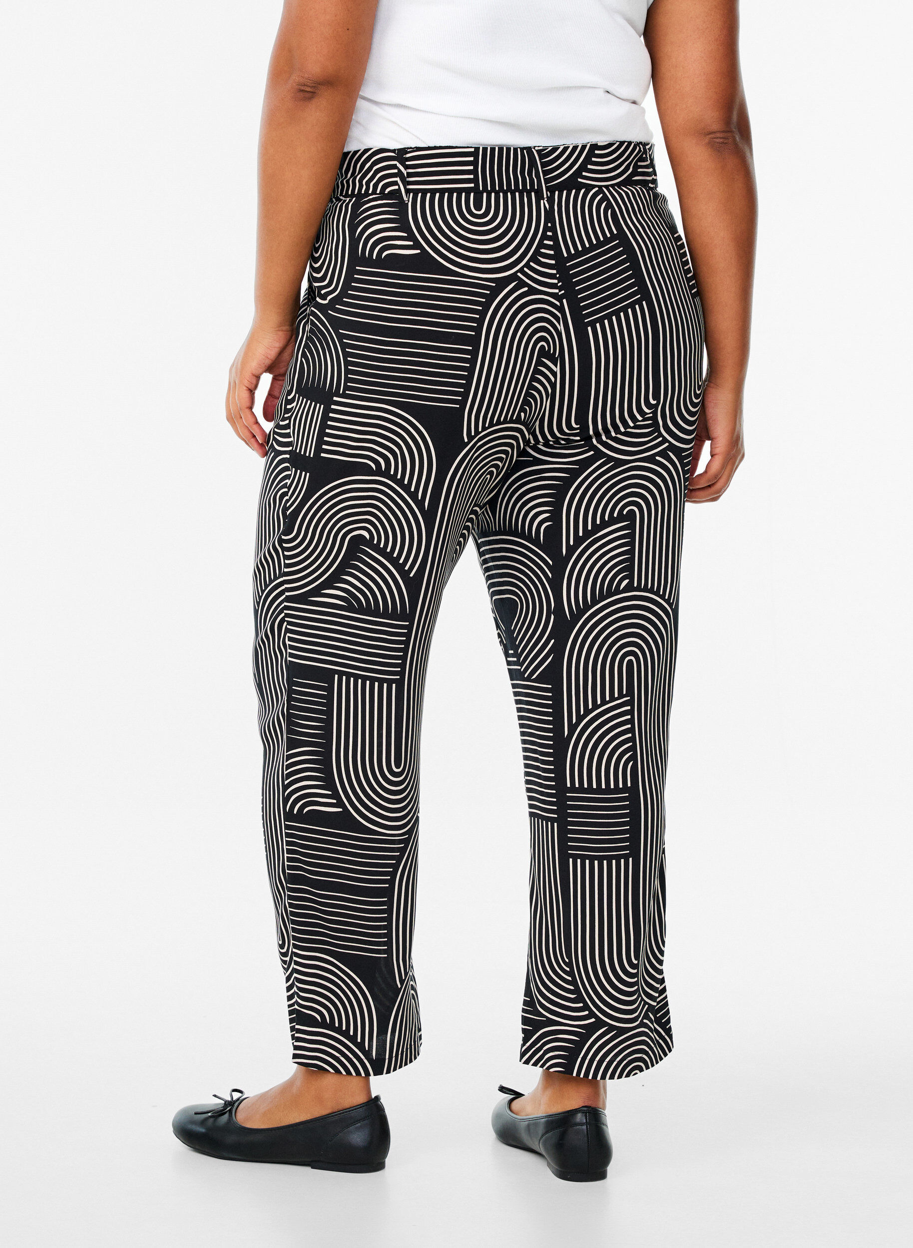 ZizziPantalon taille haute en viscose, Noir, Model image number 1