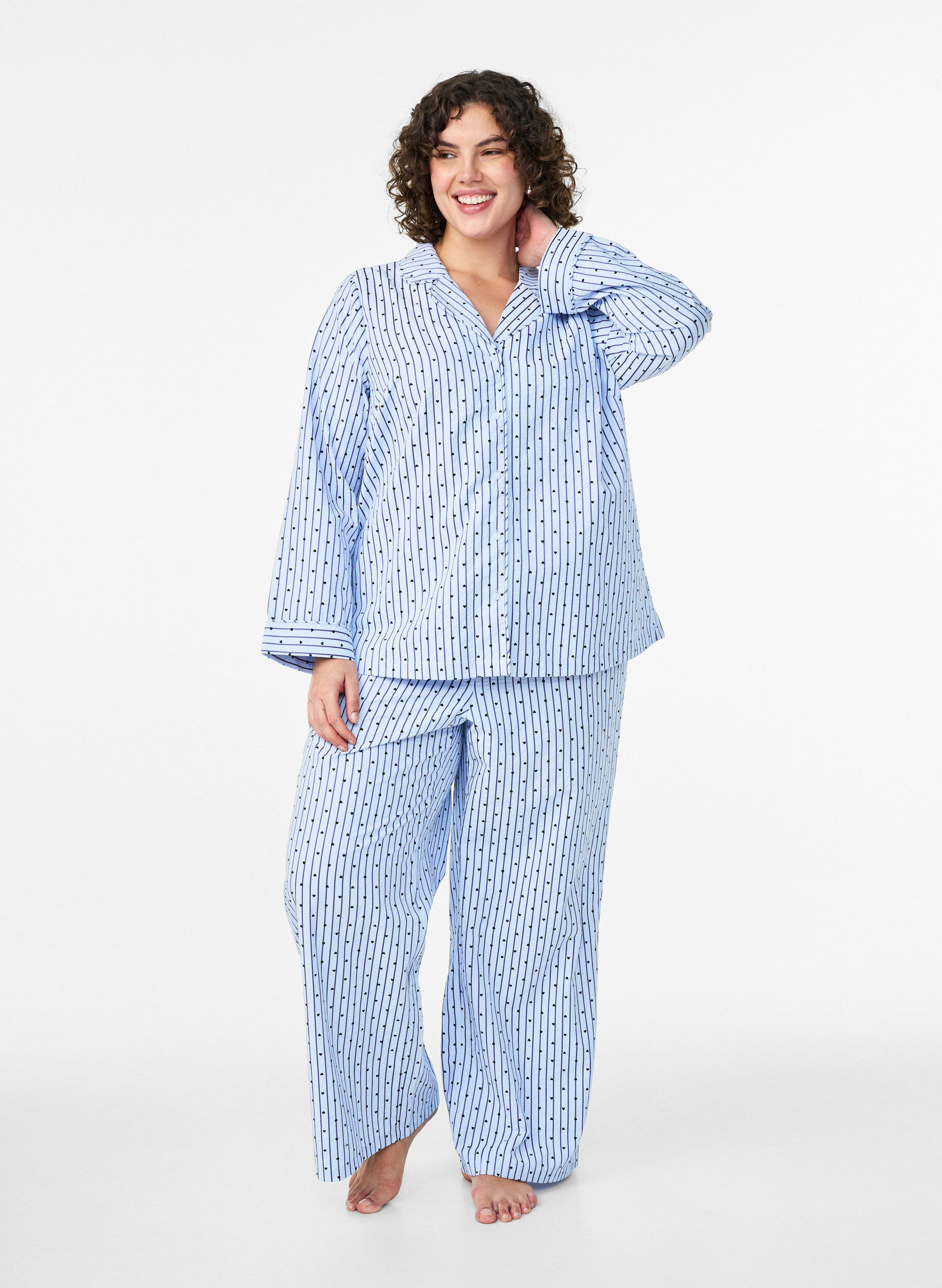 Zizzi Pyjamahemd aus Seersucker mit langen &Auml;rmeln, Blau, Model image number 1