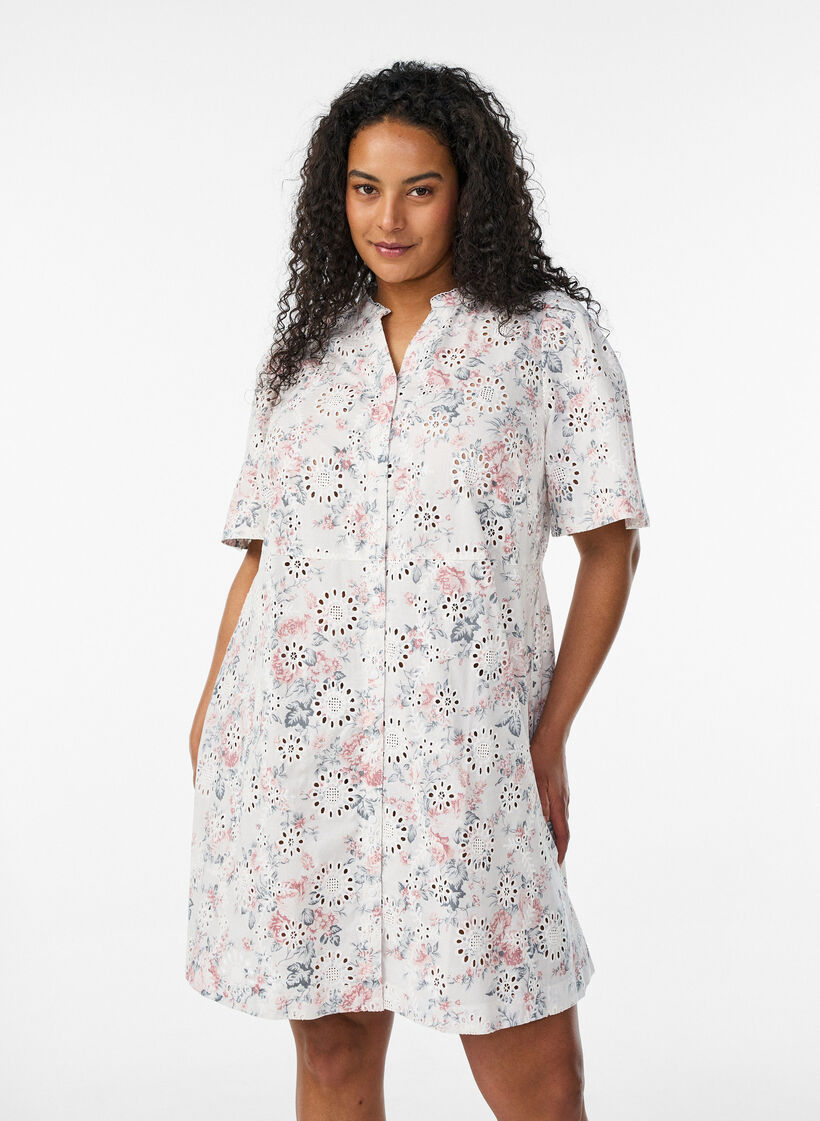 Kleid aus Baumwolle mit gebl&uuml;mtem Muster und Broderie Anglaise, Vanille, Model image number 0