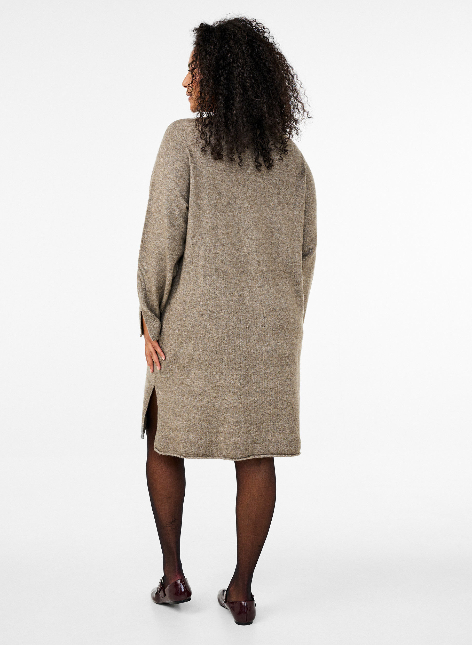 Zizzi Strickkleid mit Schlitzen, Walnut Mel., Model image number 1