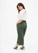 Pantalon 7/8 coupe ample, Vert, Model image number 1