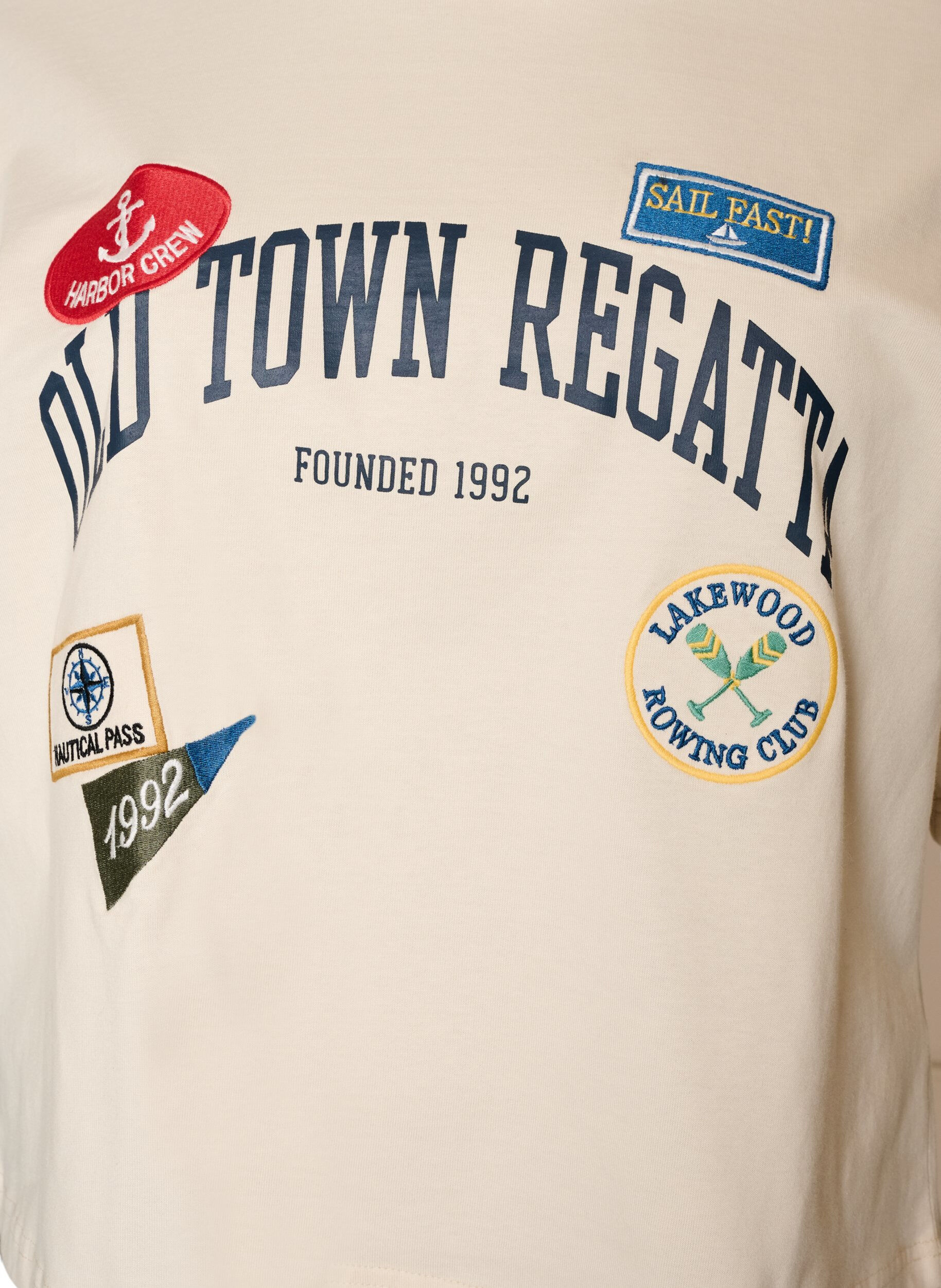 ZizziT-shirt avec texte imprim&eacute; et badges, Beige, Packshot image number 2