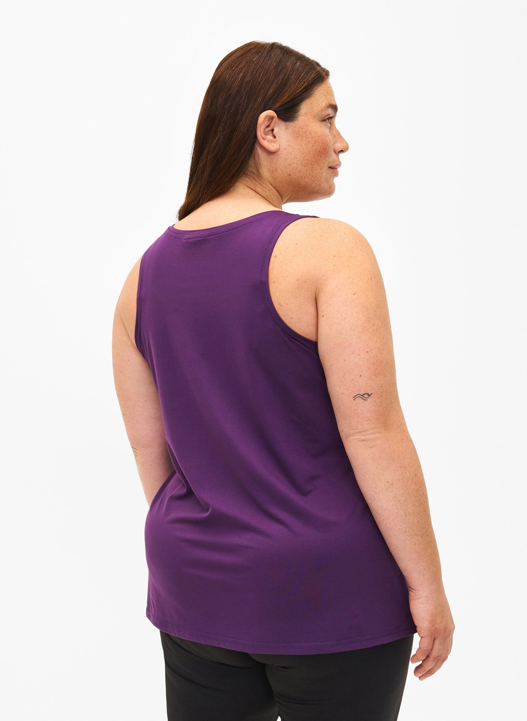 Zizzi Trainingsoberteil mit Rundhalsausschnitt, Purple Pennant, Model image number 1