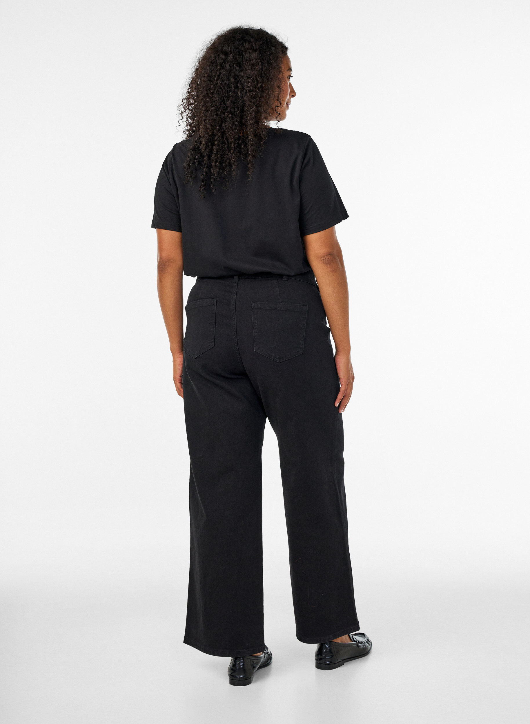ZizziJeans mit weiter Passform, Schwarz, Model image number 1
