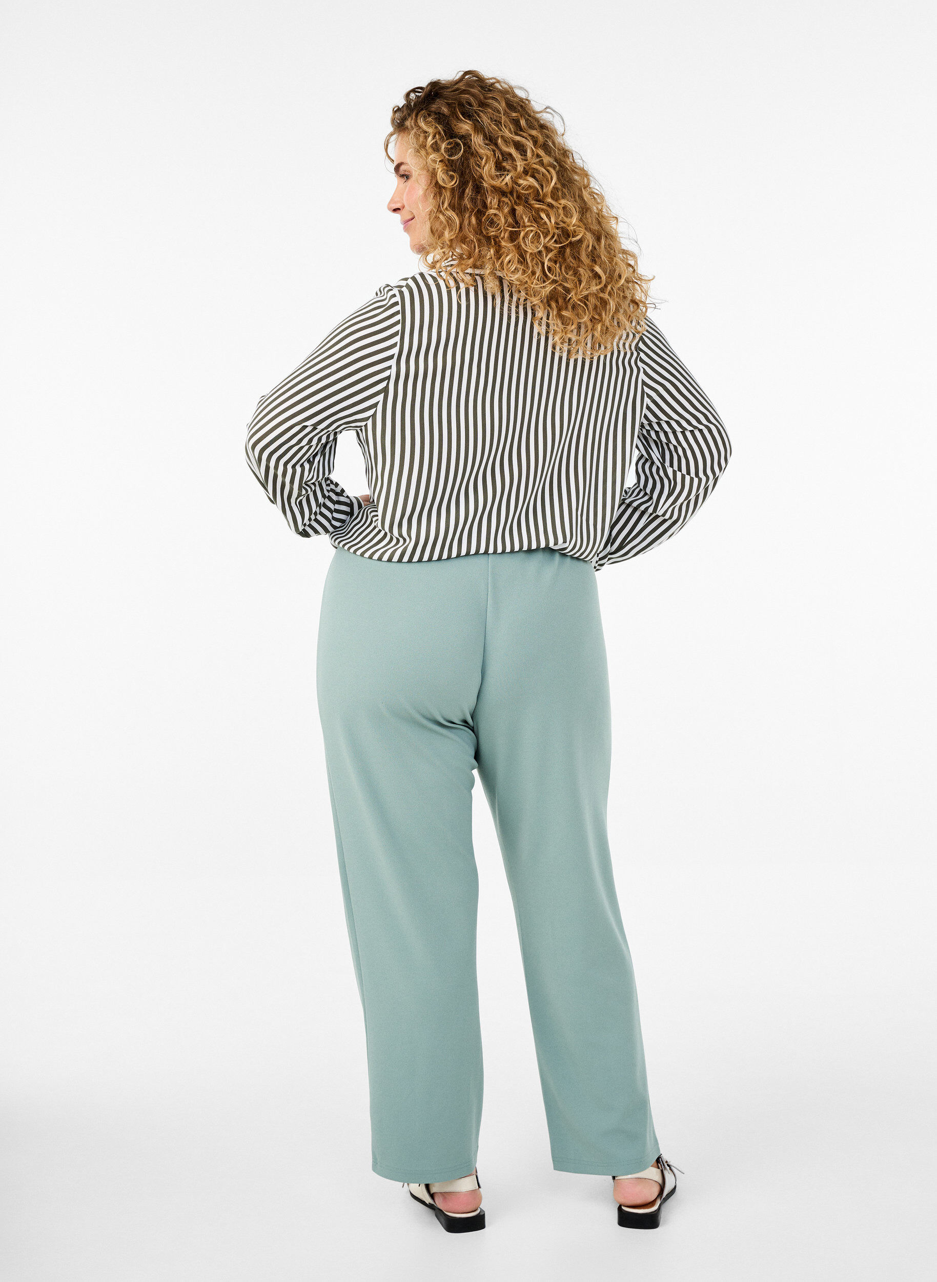 ZizziPantalon &agrave; coupe droite, Vert, Model image number 1