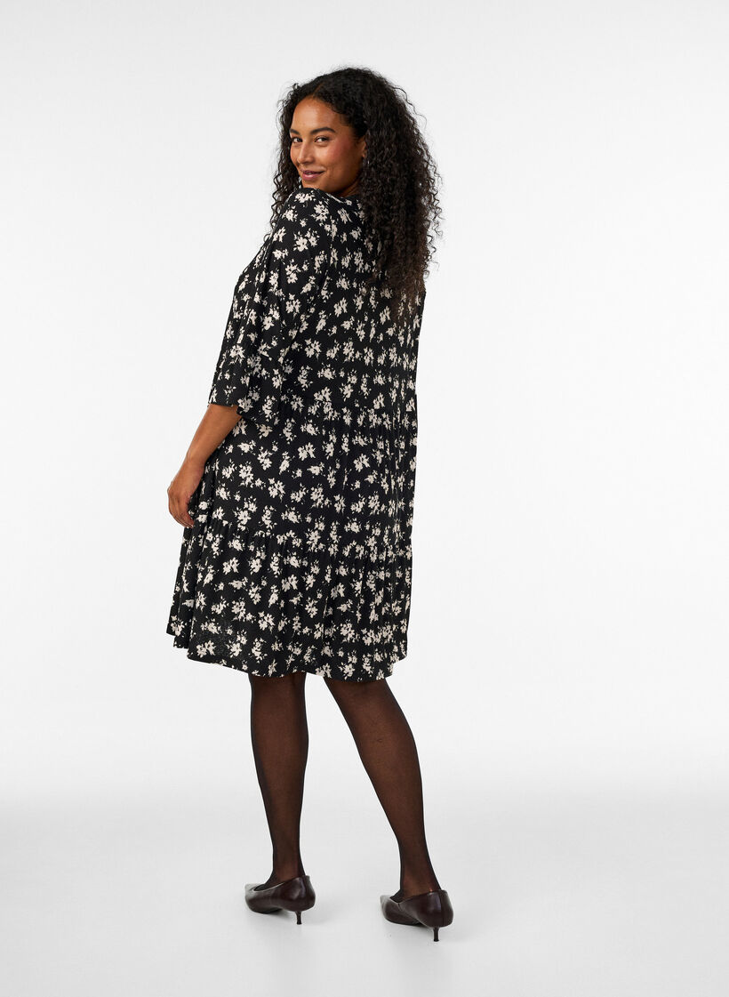 Kurzes A-Linien-Kleid aus Jersey mit Allover-Print, Schwarz, Model image number 2