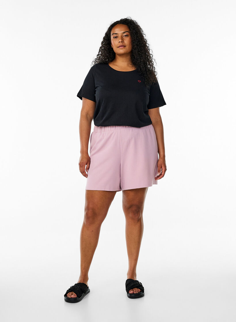 Shorts amples avec des poches, Rose poudr&eacute;e, Model image number 1