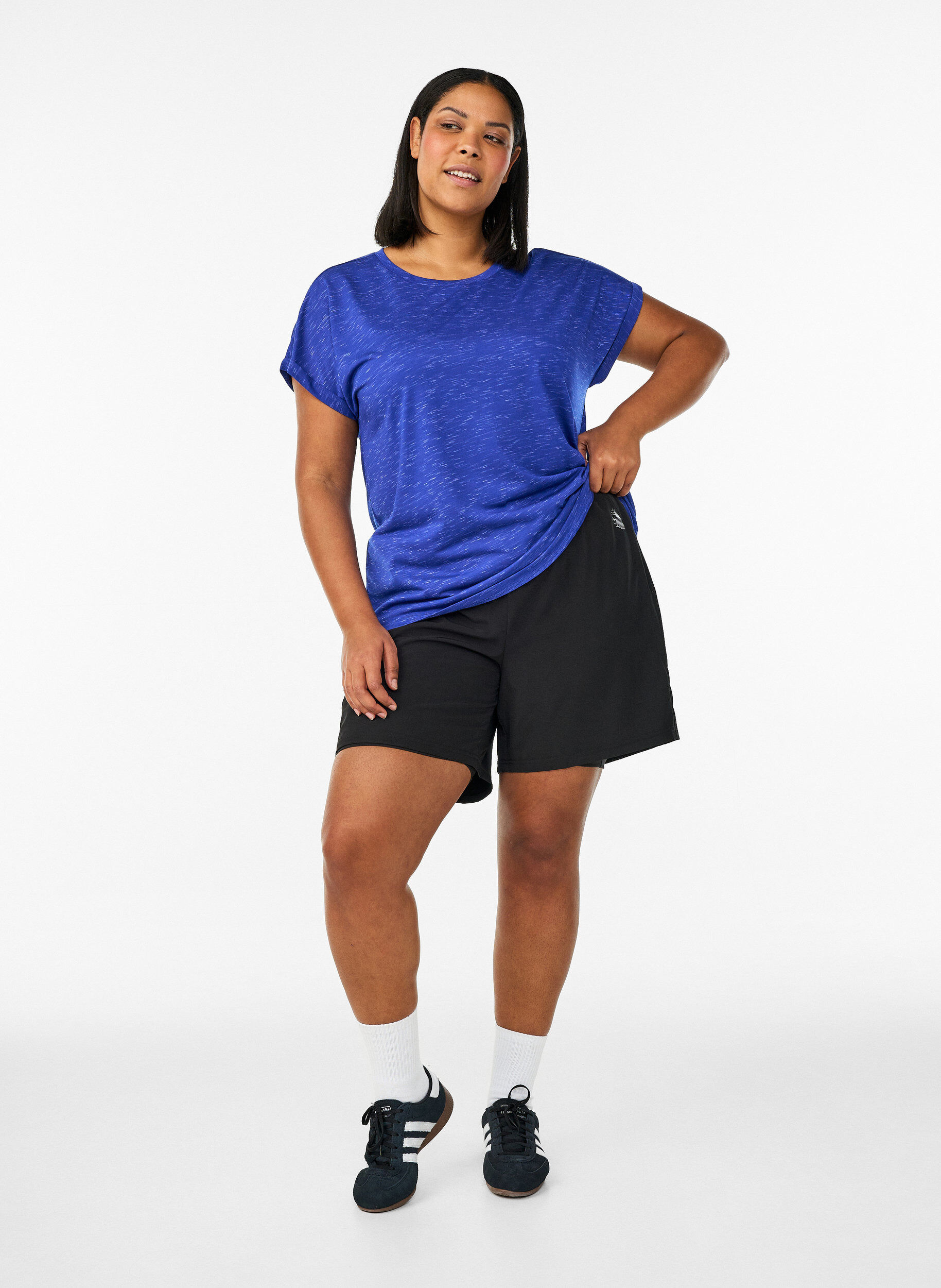 Zizzi Lockeres Trainingstop mit kurzen &Auml;rmeln, Lila, Model image number 1