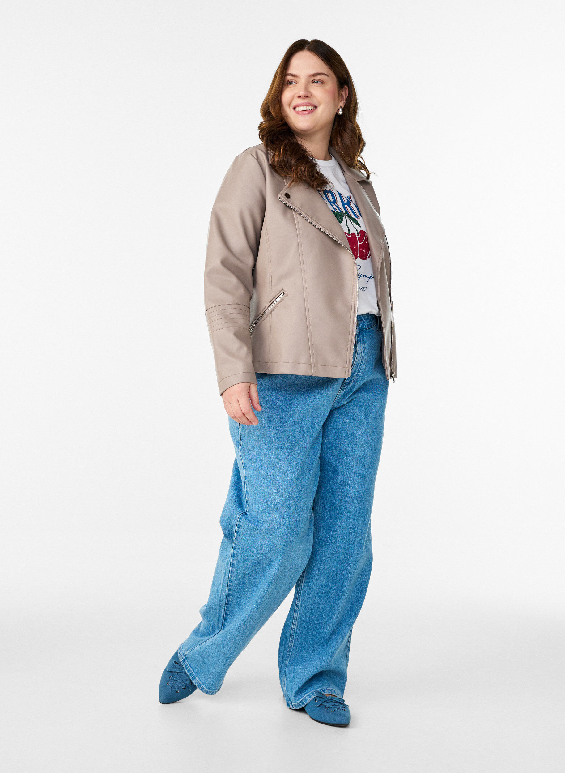 ZizziBikerjacke aus Kunstleder, Beige, Model image number 1
