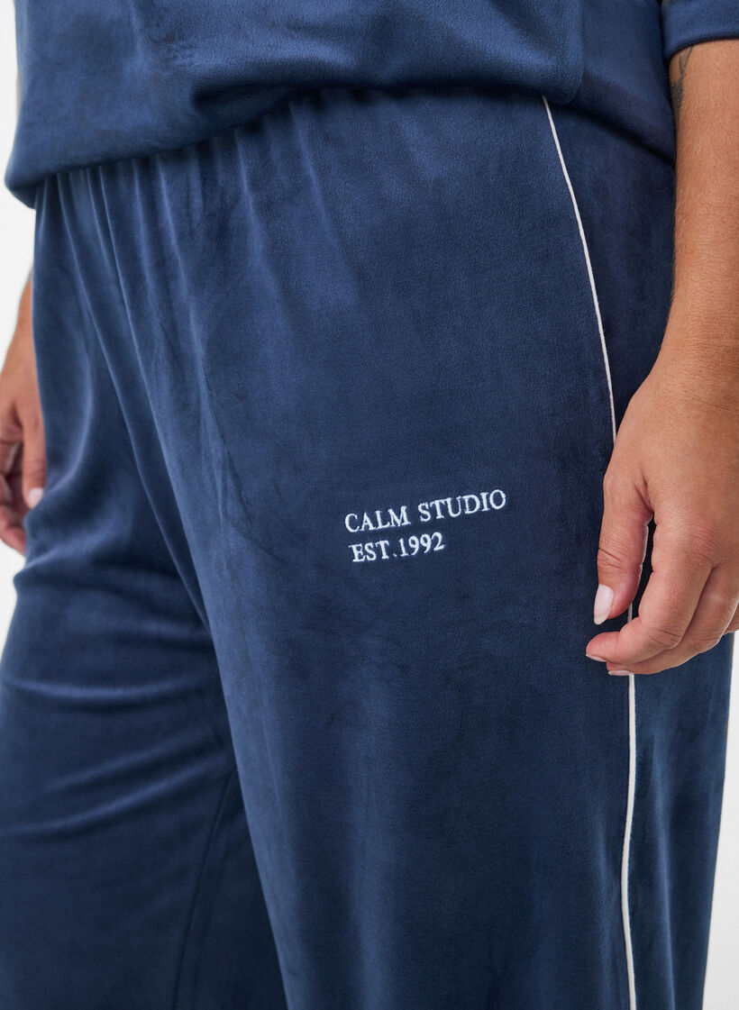 Pantalon en velours avec passepoil contrastant, Bleu, Model image number 2