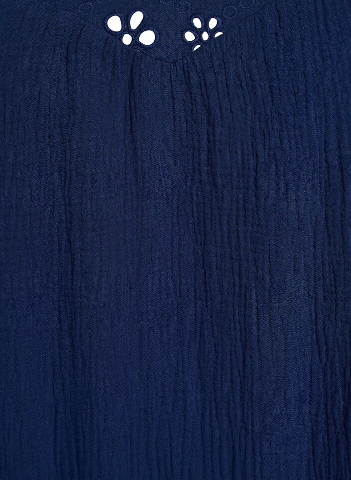 Blouse en mousseline de coton avec broderie anglaise et manches 1/2, Bleu, Packshot image number 2