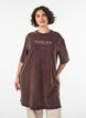 Lockeres T-Shirt-Kleid mit Washed-Optik, Braun, Model image number 0