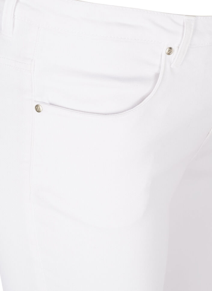 Extra schmale Amy Jeans mit hoher Taille, White, Packshot image number 2
