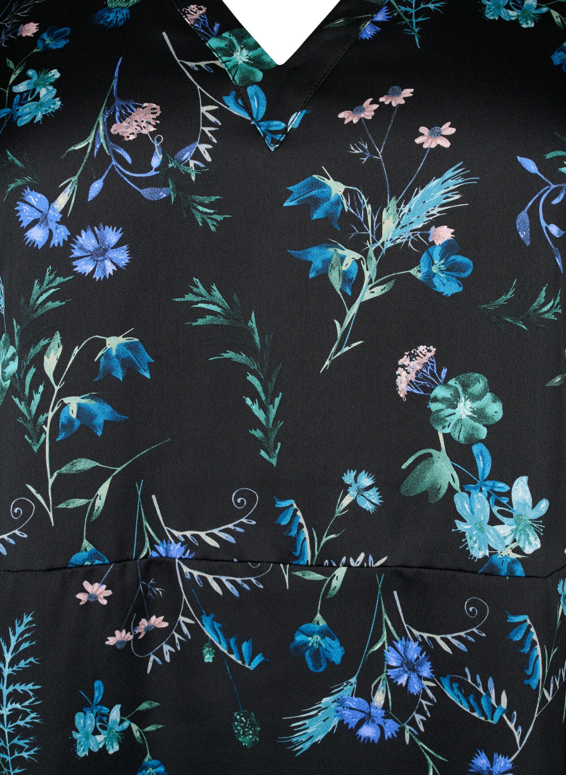 Zizzi Robe midi &agrave; manches longues avec imprim&eacute; floral, Blue Flower AOP, Packshot image number 2
