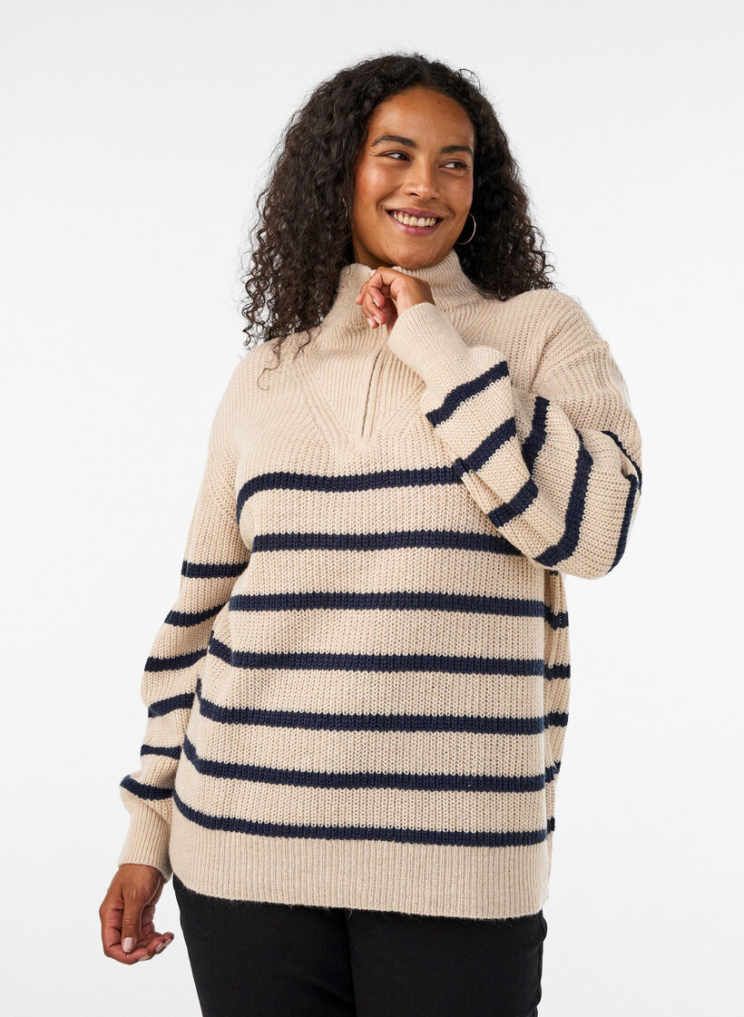 Pull en tricot avec col haut et fermeture &eacute;clair, Vanille, Model image number 0