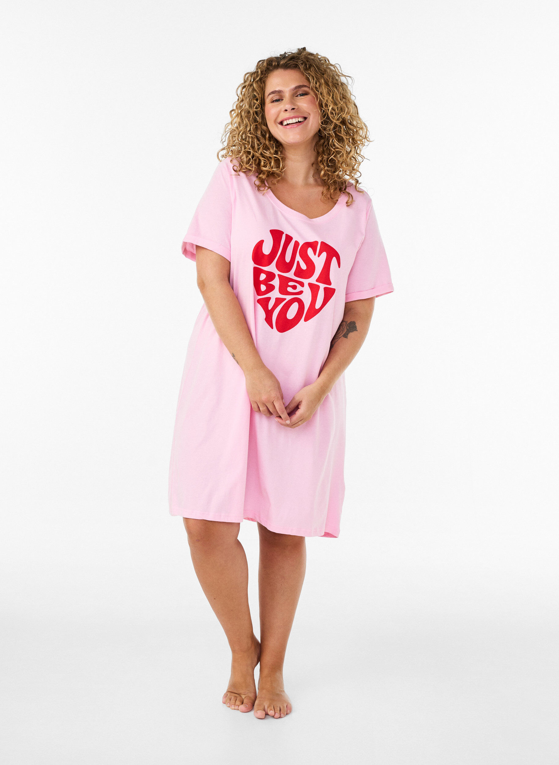 ZizziKurz&auml;rmeliges Nachthemd aus Bio-Baumwolle, Pink, Model image number 1