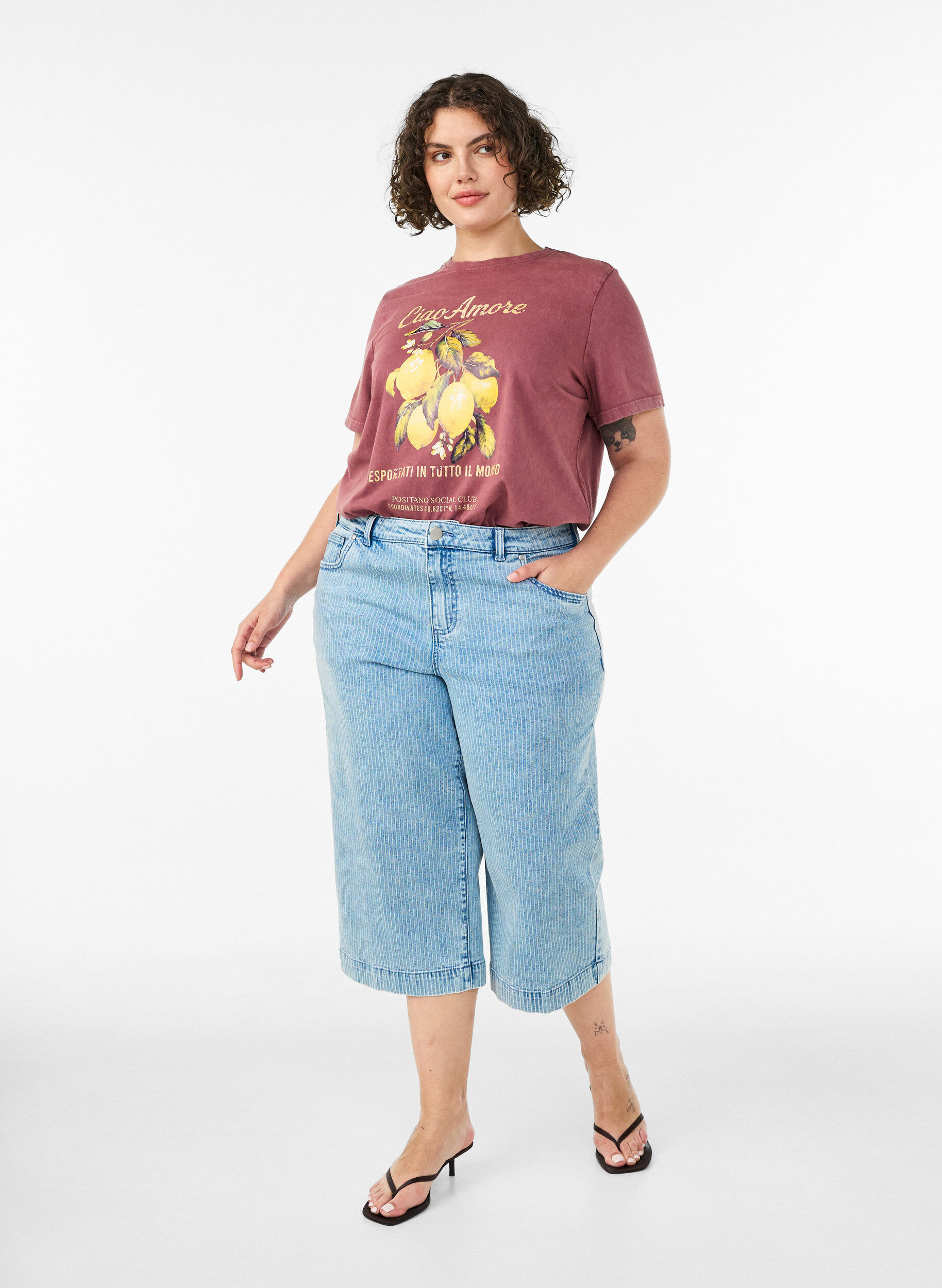 ZizziBaumwoll-T-Shirt mit Frontprint und gewaschener Optik, Rot, Model image number 1