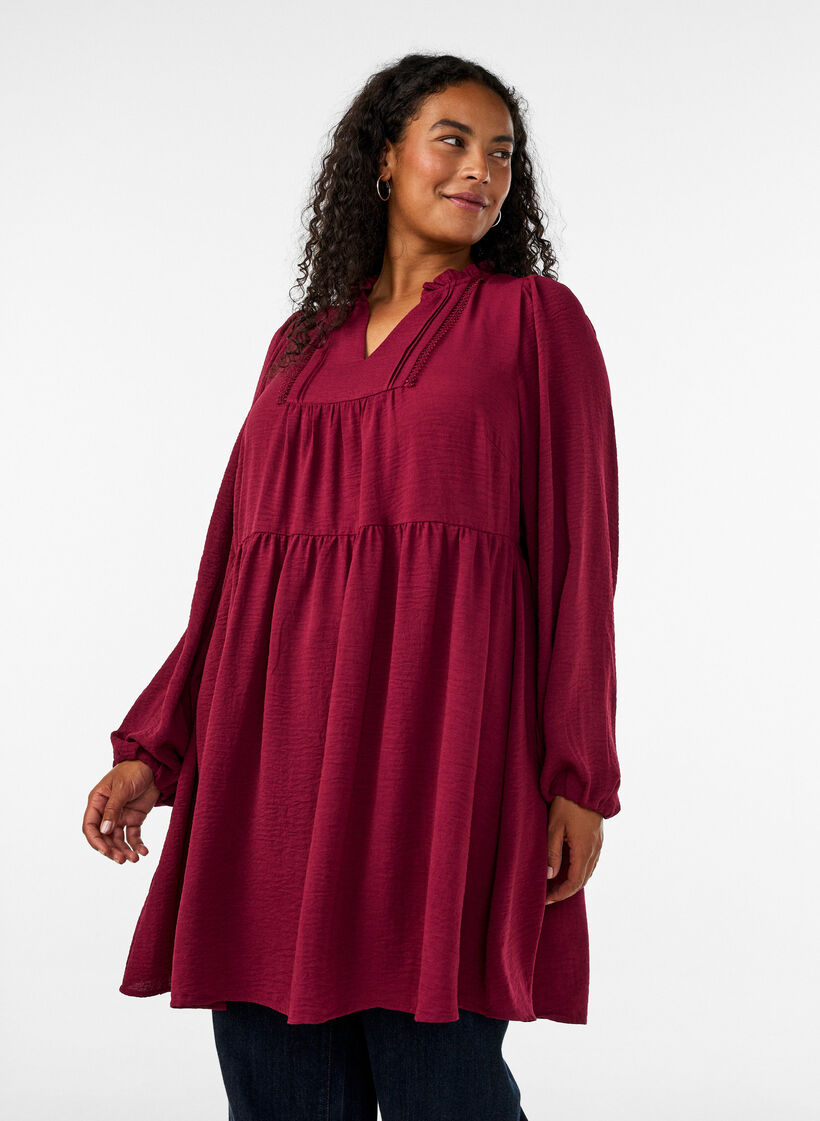 A-Linien-Kleid mit Empire-Linie, Rot, Model image number 0