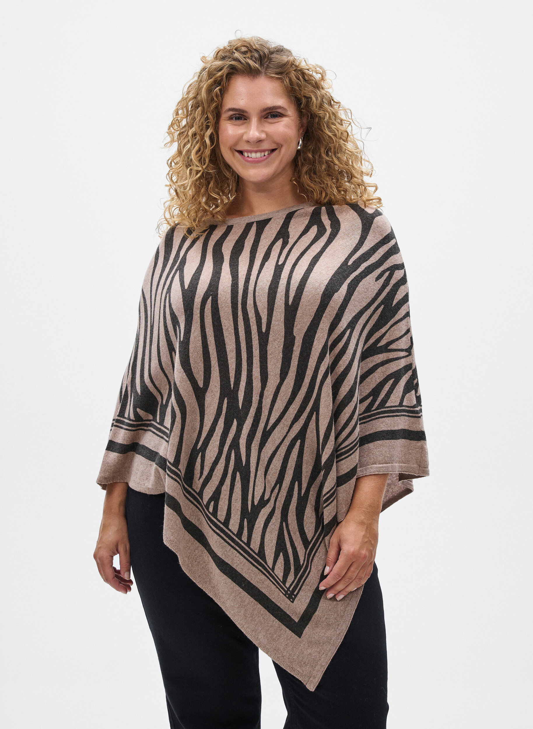 Poncho en maille fine, Noir, Model