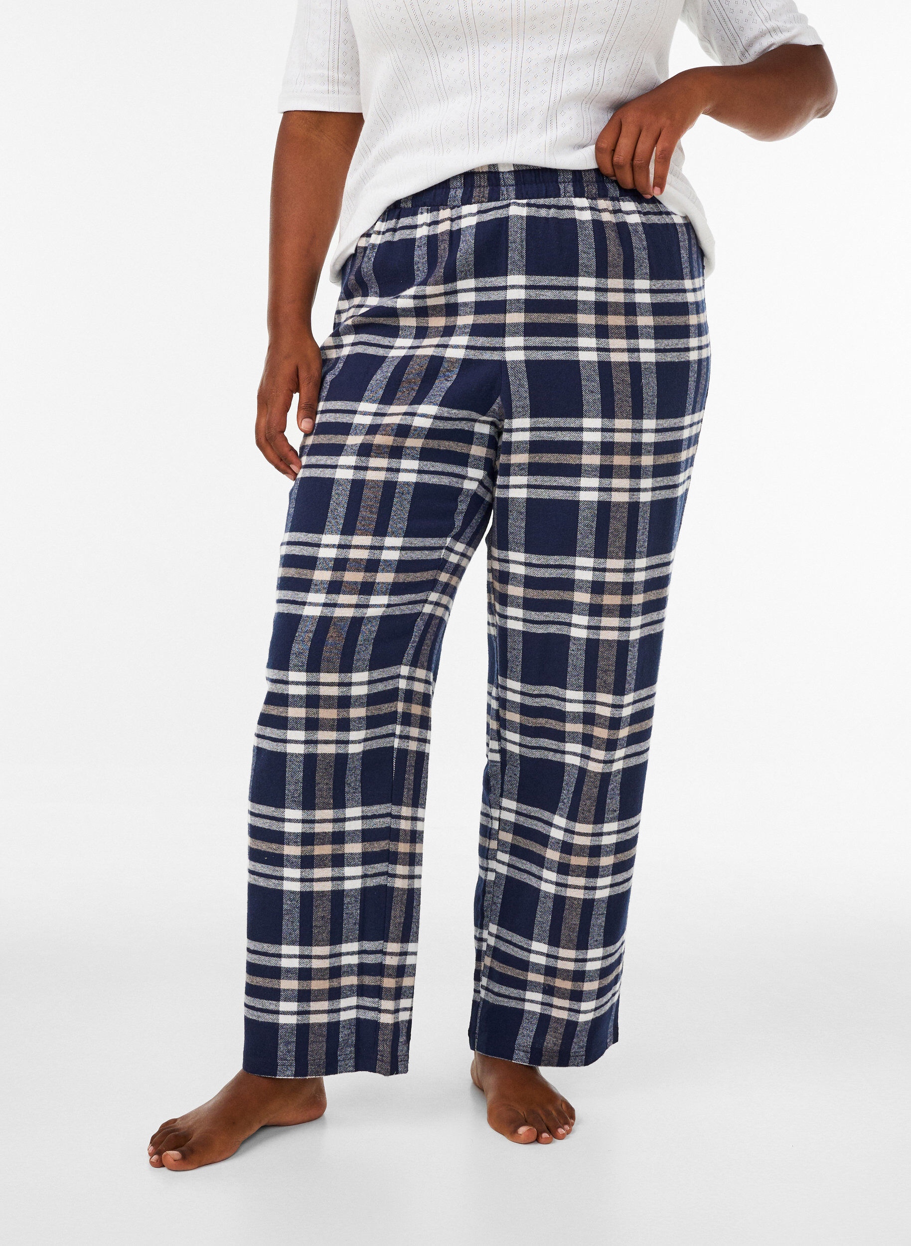 Karierte Pyjamahose aus Baumwolle, Blau, Model