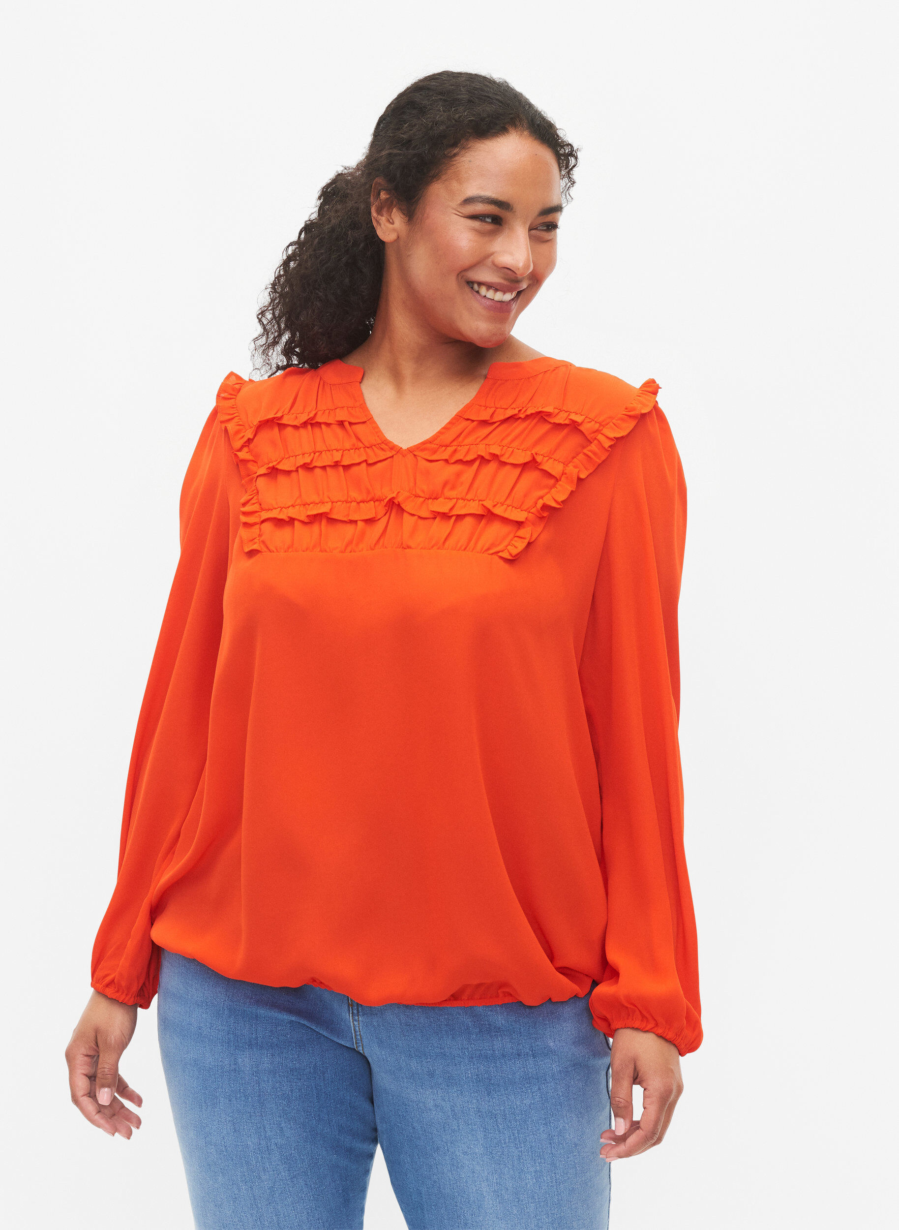 Zizzi Lang&auml;rmlige Bluse mit R&uuml;schendetails, Orange.com, Model image number 0