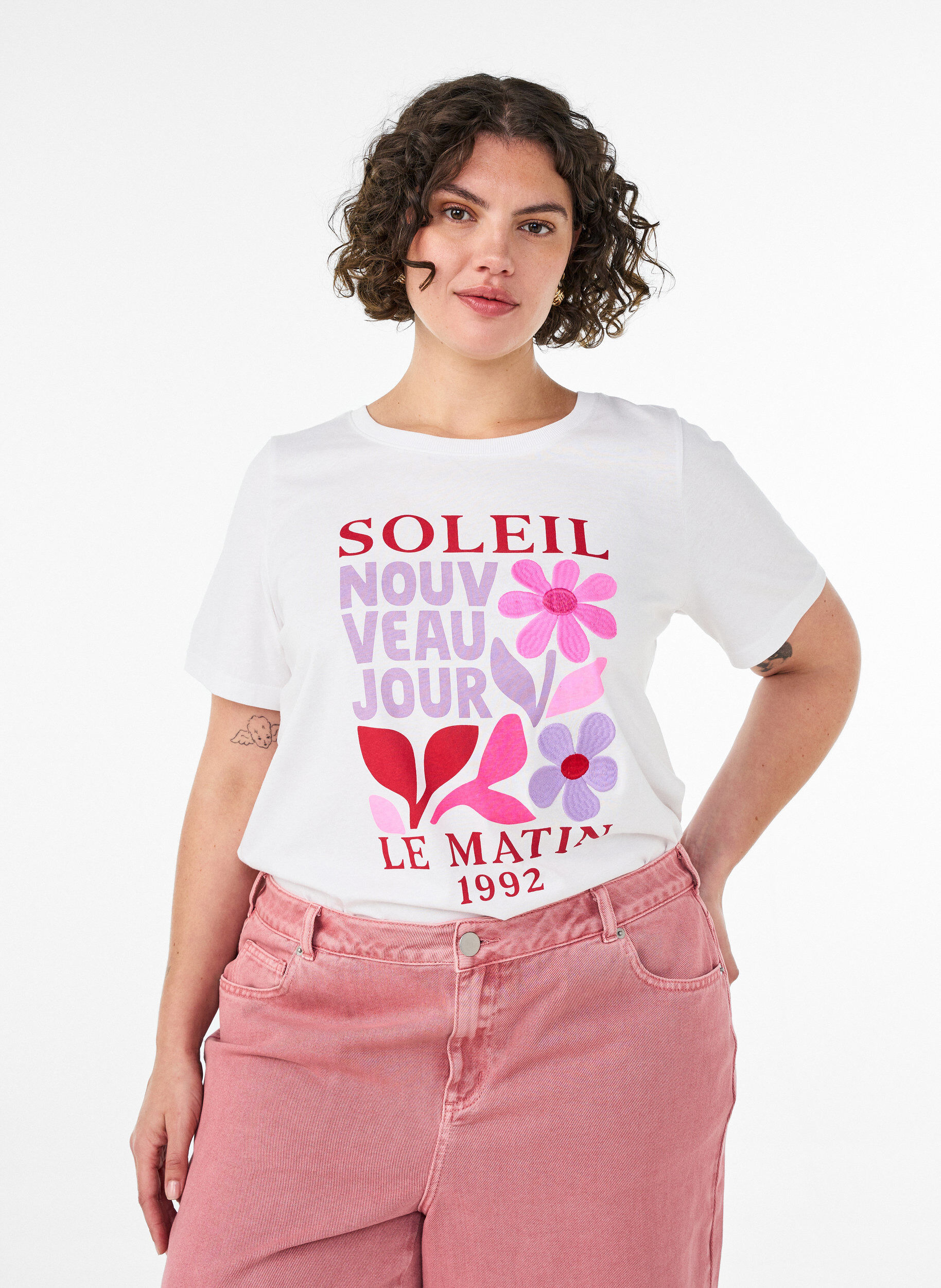 T-shirt en coton avec imprim&eacute;, Blanc, Model